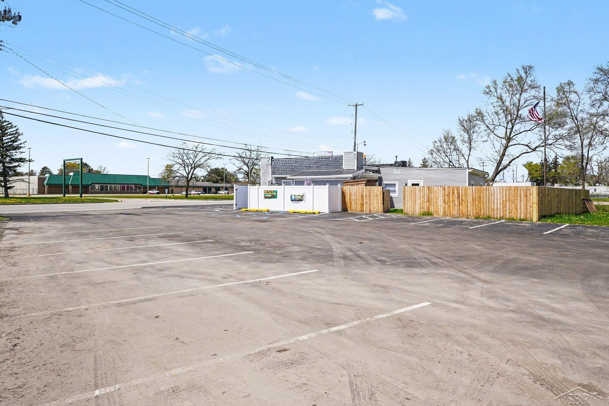 5463 Dixie Highway, Saginaw, MI 48601 — Photo 29
