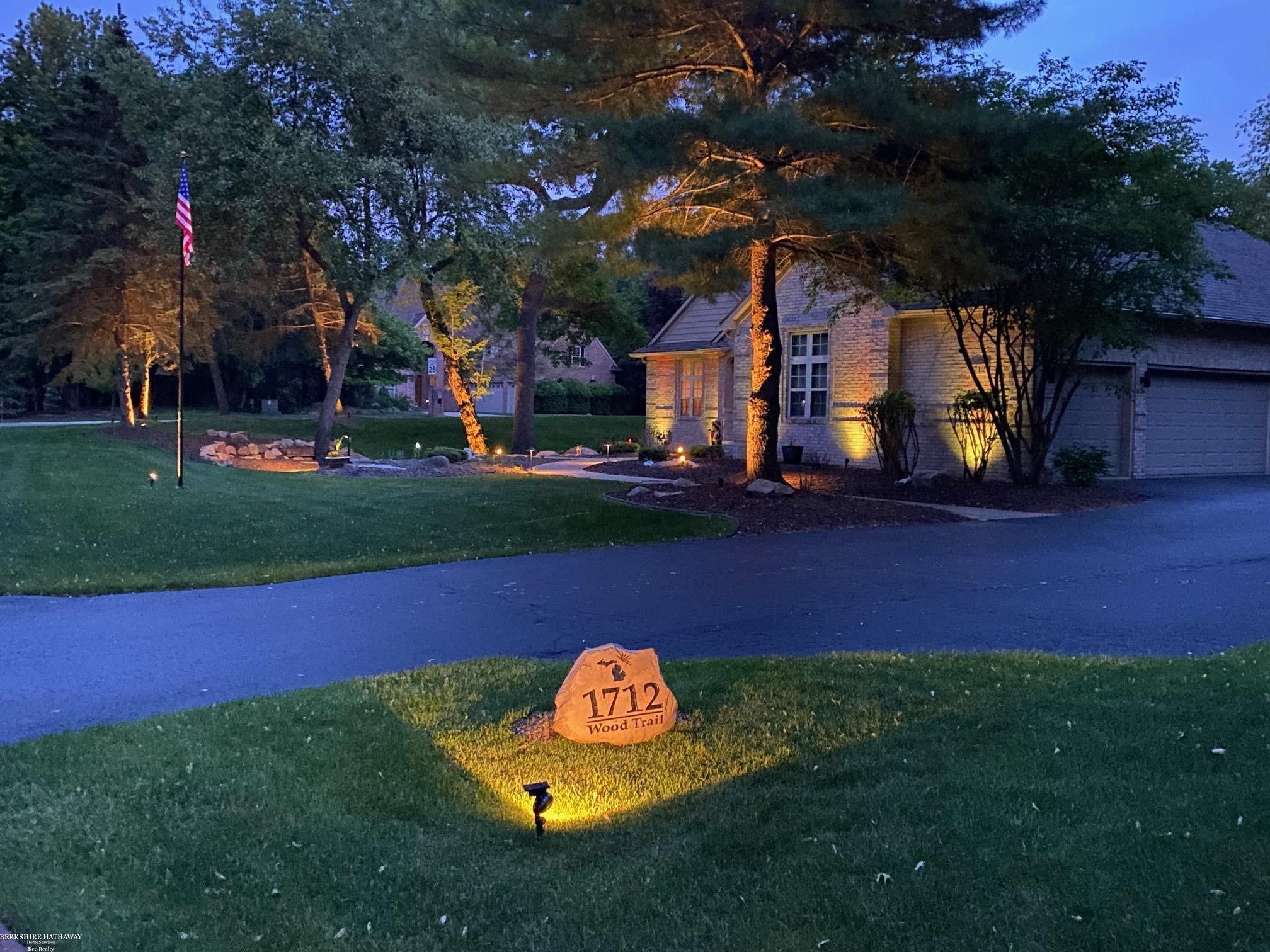 1712 Wood Trail, Oxford, MI 48371 — Photo 12