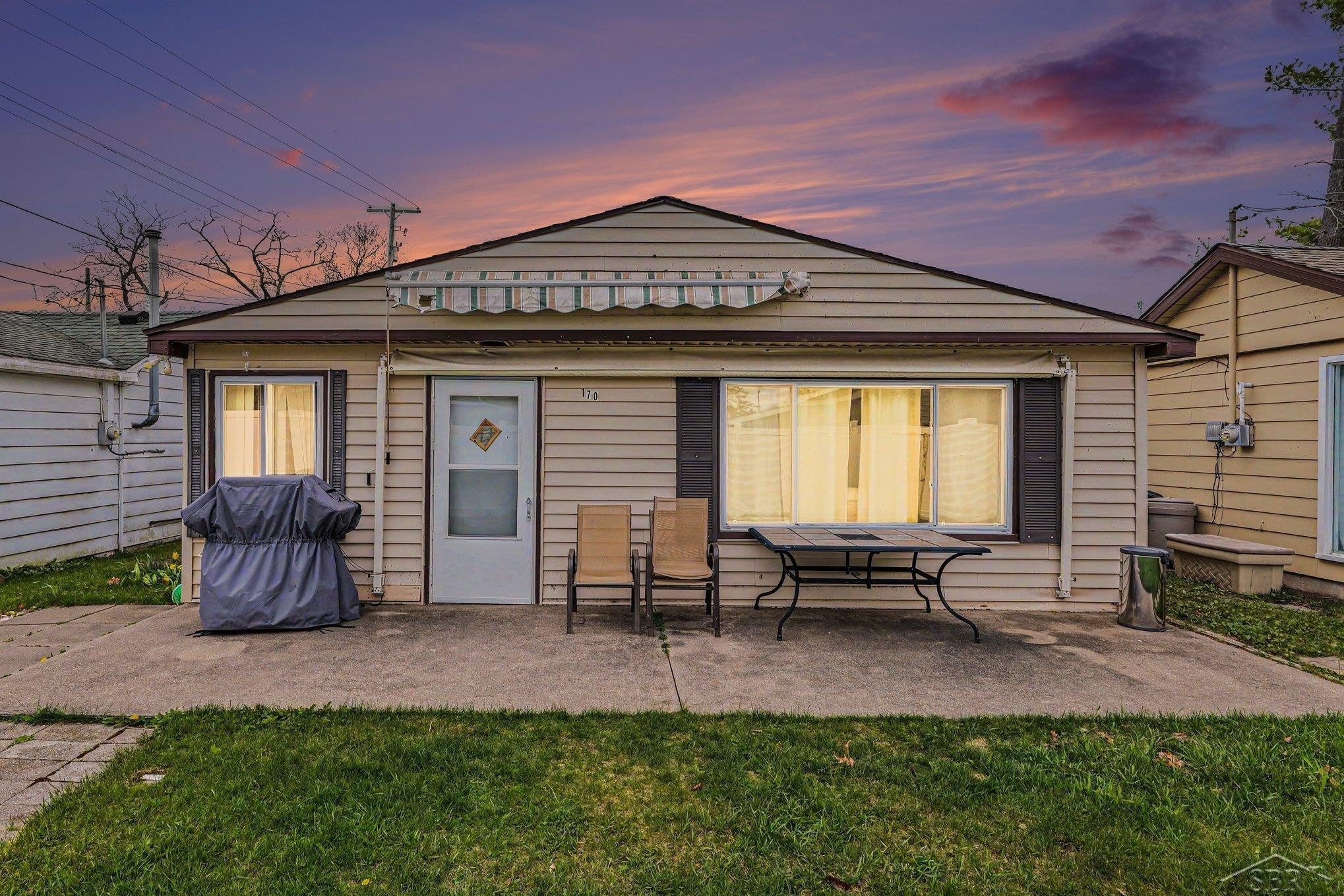 170 N Huron Road, Au Gres, MI 48703