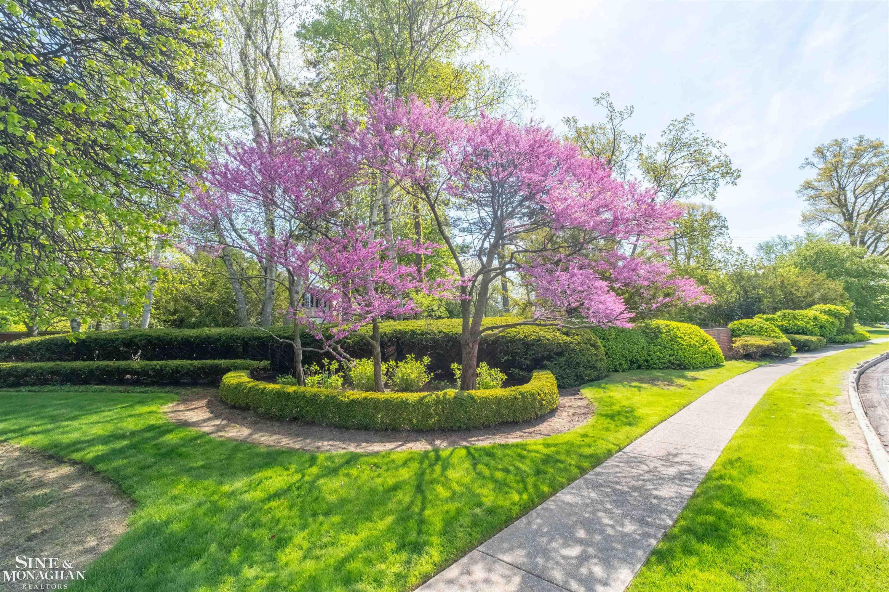 481 Kercheval Avenue, Grosse Pointe Farms, MI 48236 — Photo 13