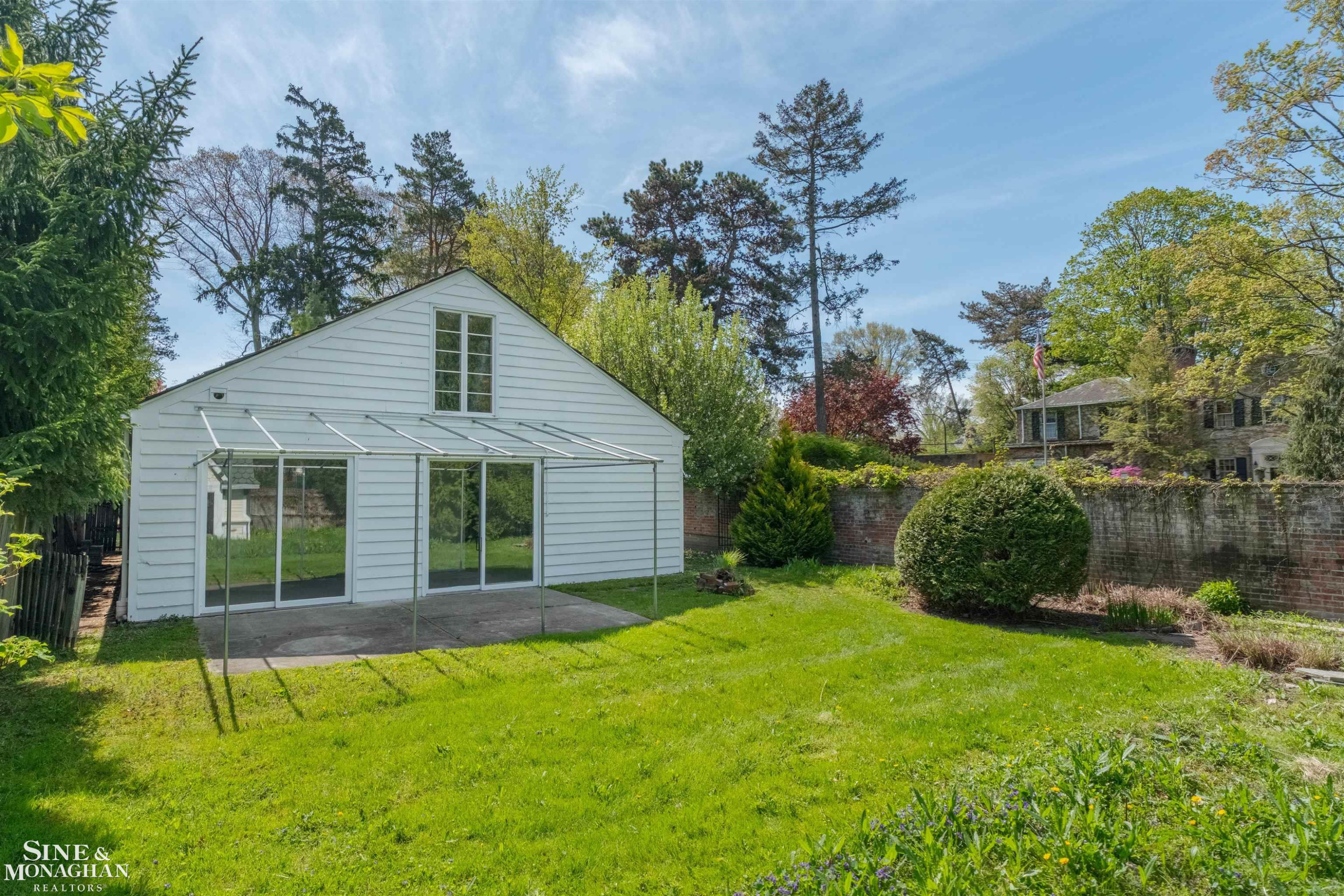481 Kercheval Avenue, Grosse Pointe Farms, MI 48236 — Photo 23