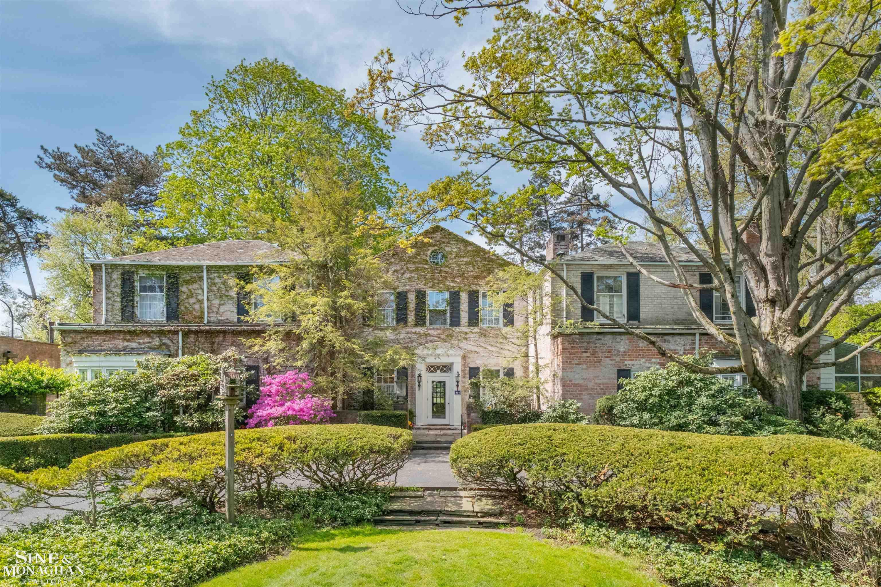 481 Kercheval Avenue, Grosse Pointe Farms, MI 48236 — Photo 32