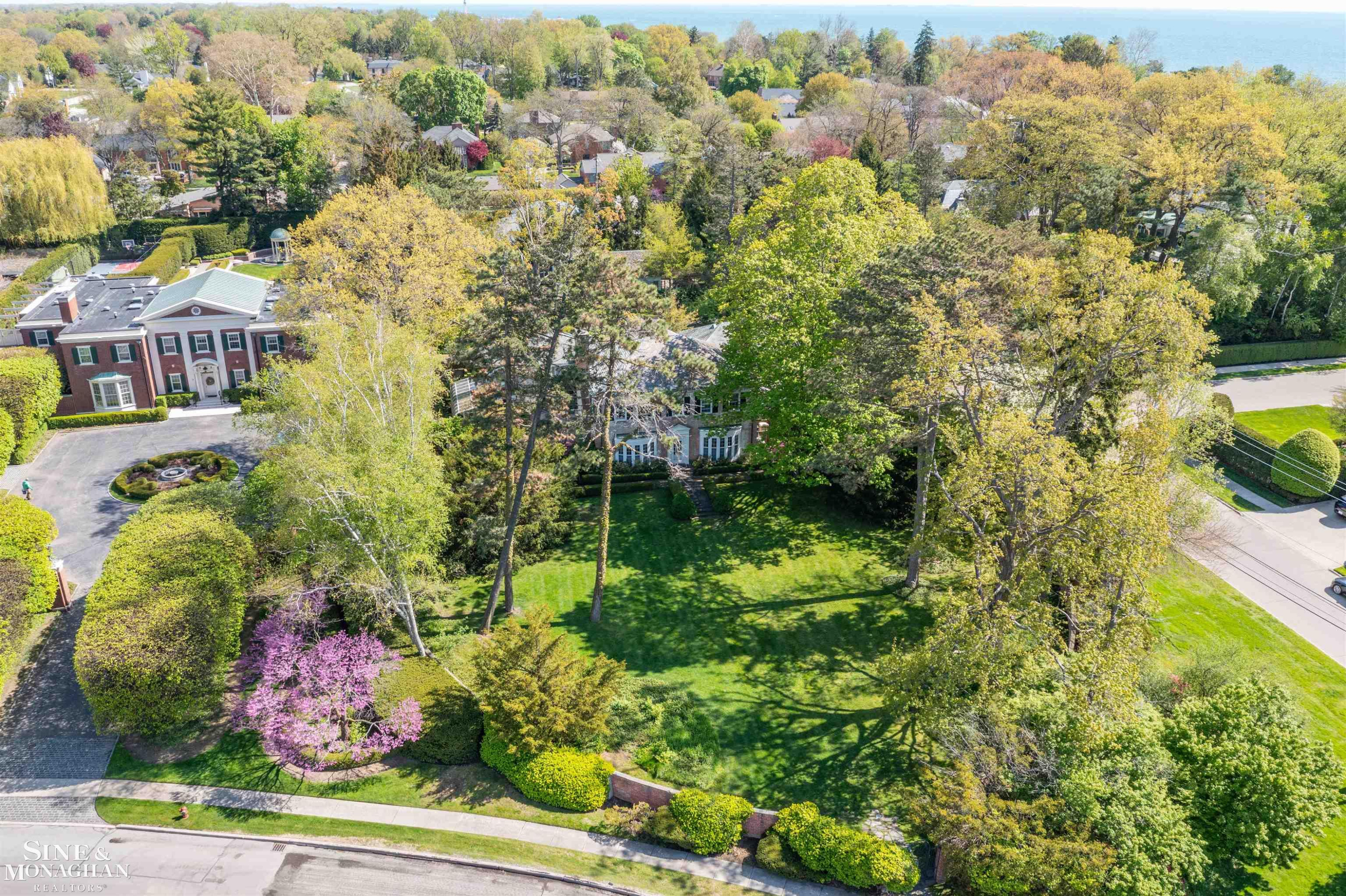 481 Kercheval Avenue, Grosse Pointe Farms, MI 48236 — Photo 36