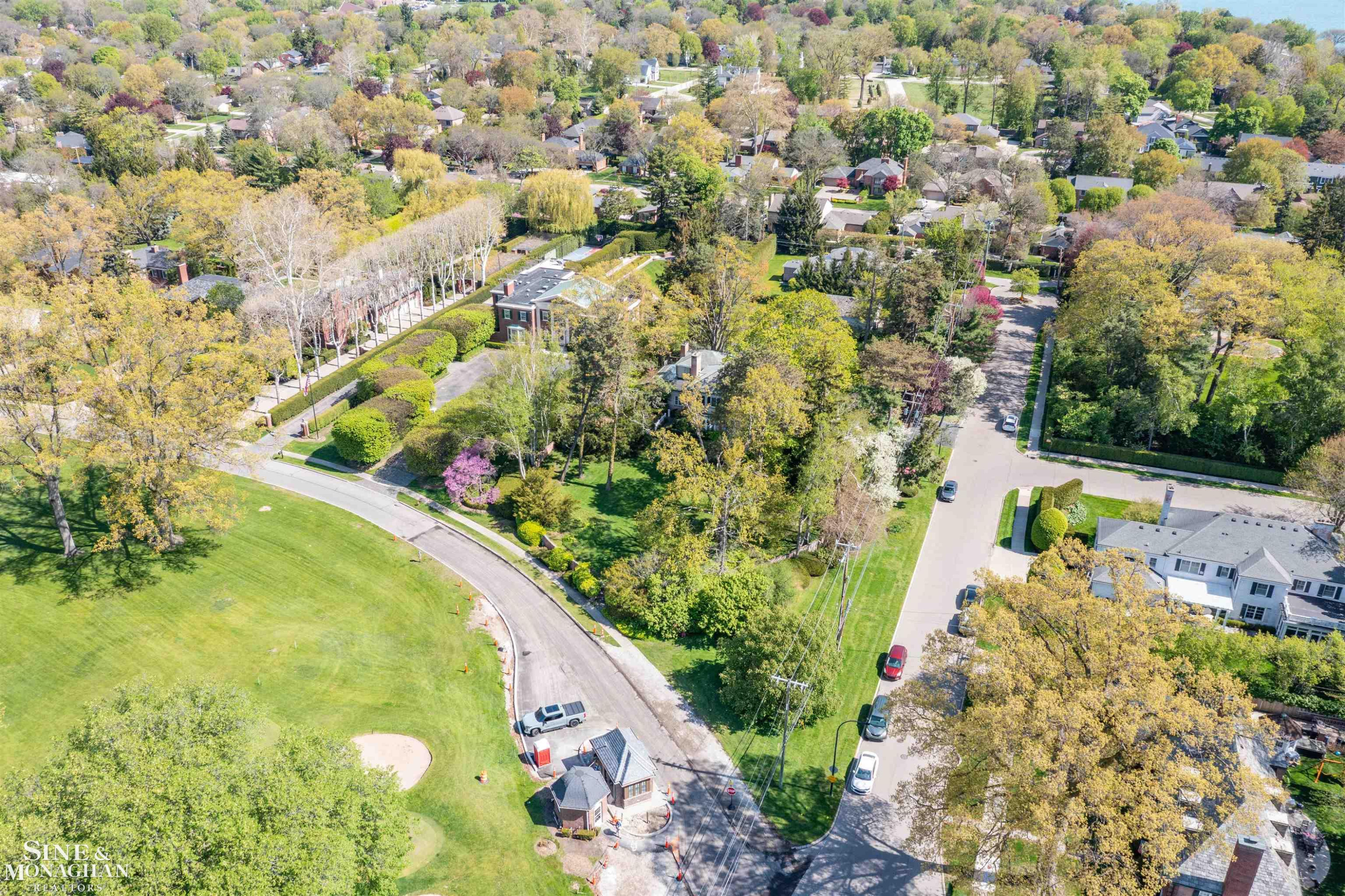481 Kercheval Avenue, Grosse Pointe Farms, MI 48236 — Photo 37