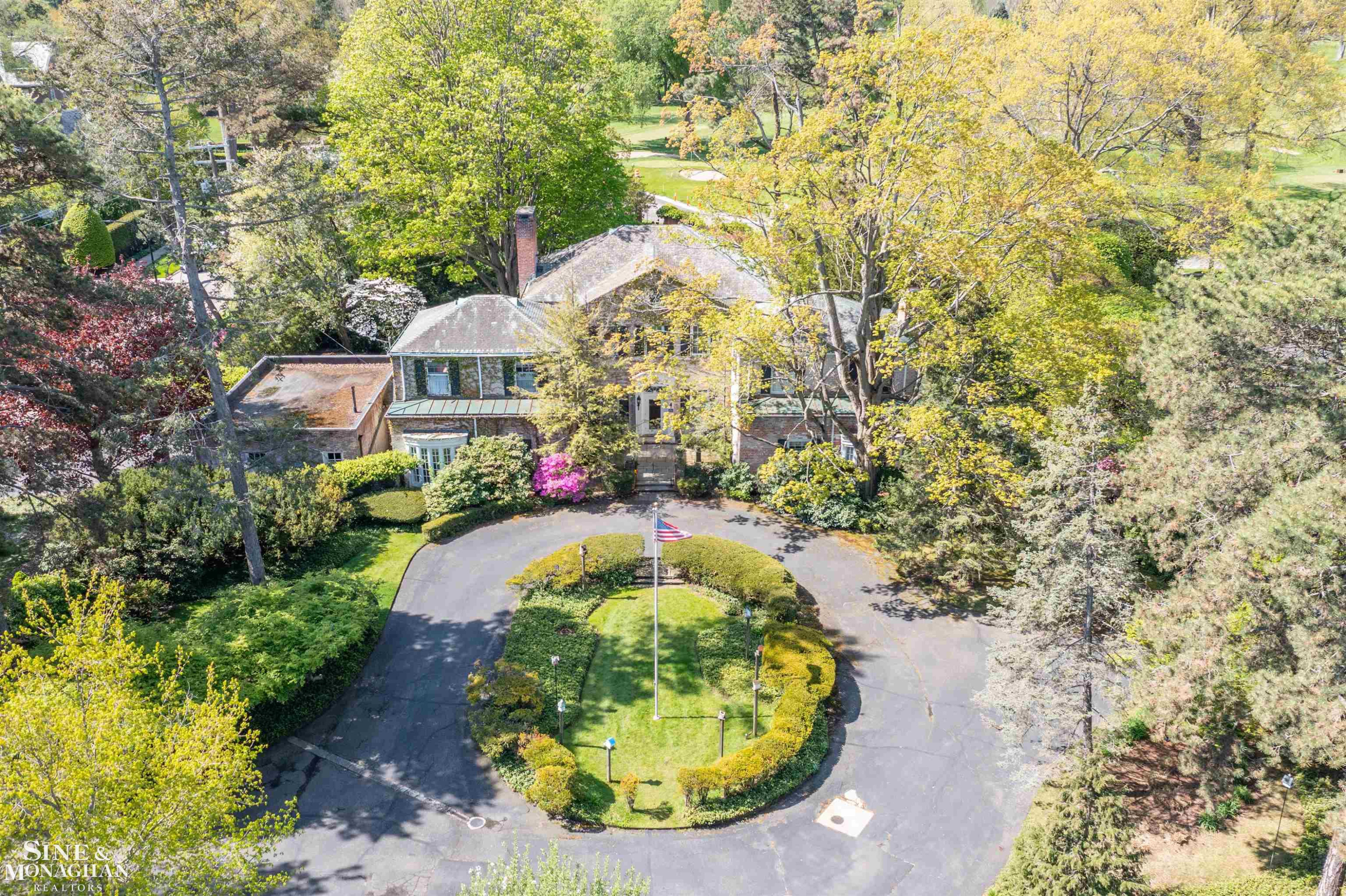 481 Kercheval Avenue, Grosse Pointe Farms, MI 48236 — Photo 41