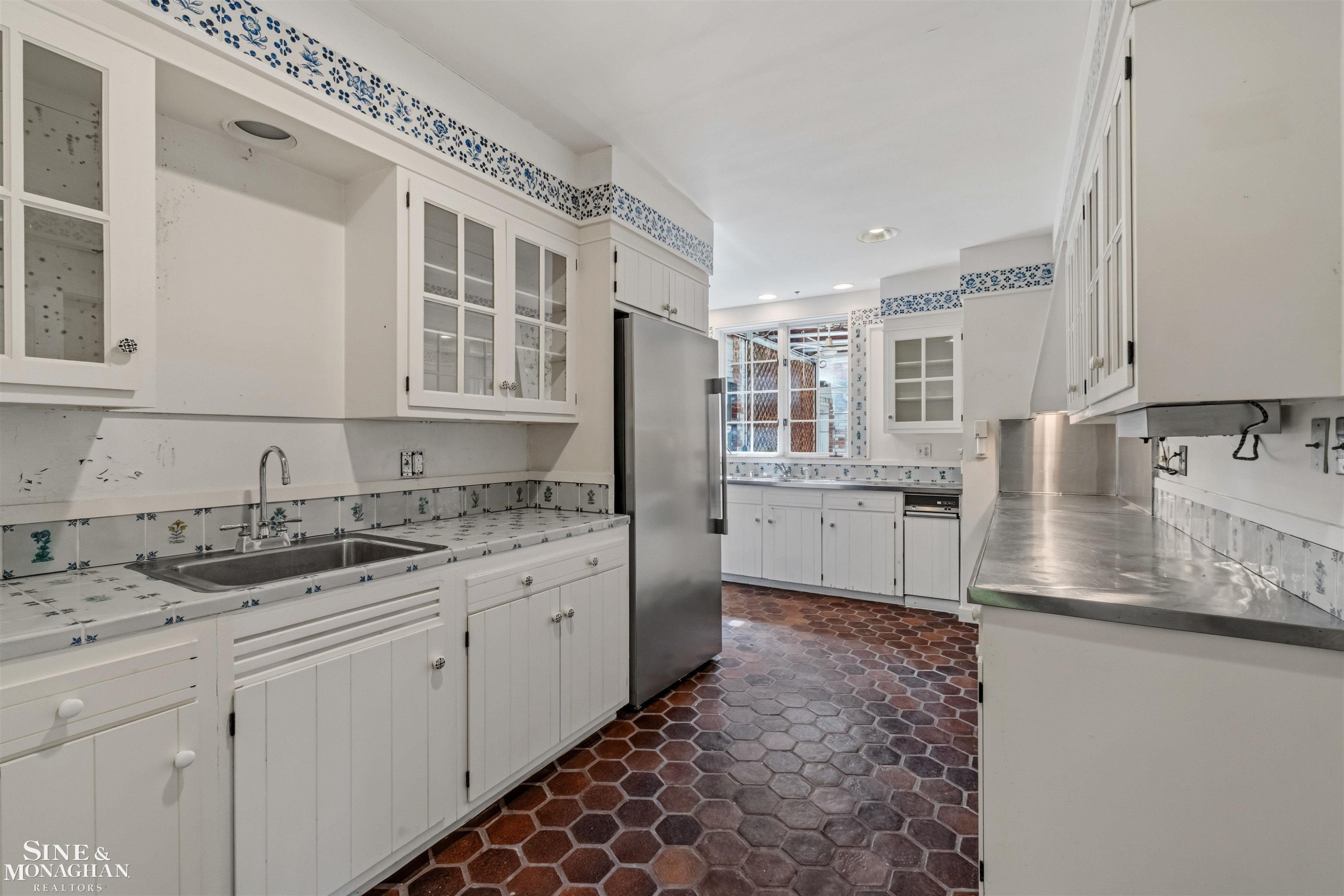 481 Kercheval Avenue, Grosse Pointe Farms, MI 48236 — Photo 52