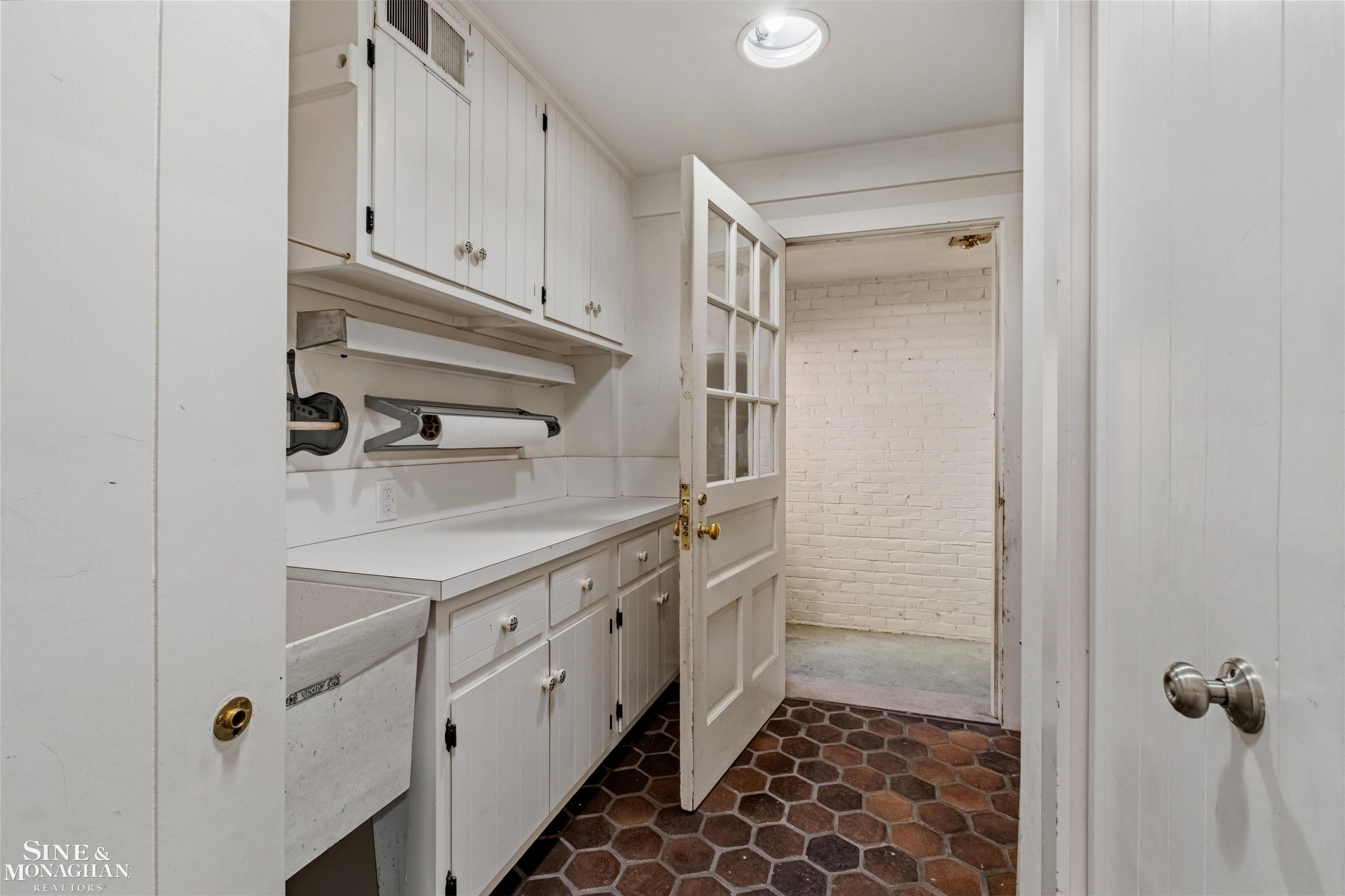 481 Kercheval Avenue, Grosse Pointe Farms, MI 48236 — Photo 58