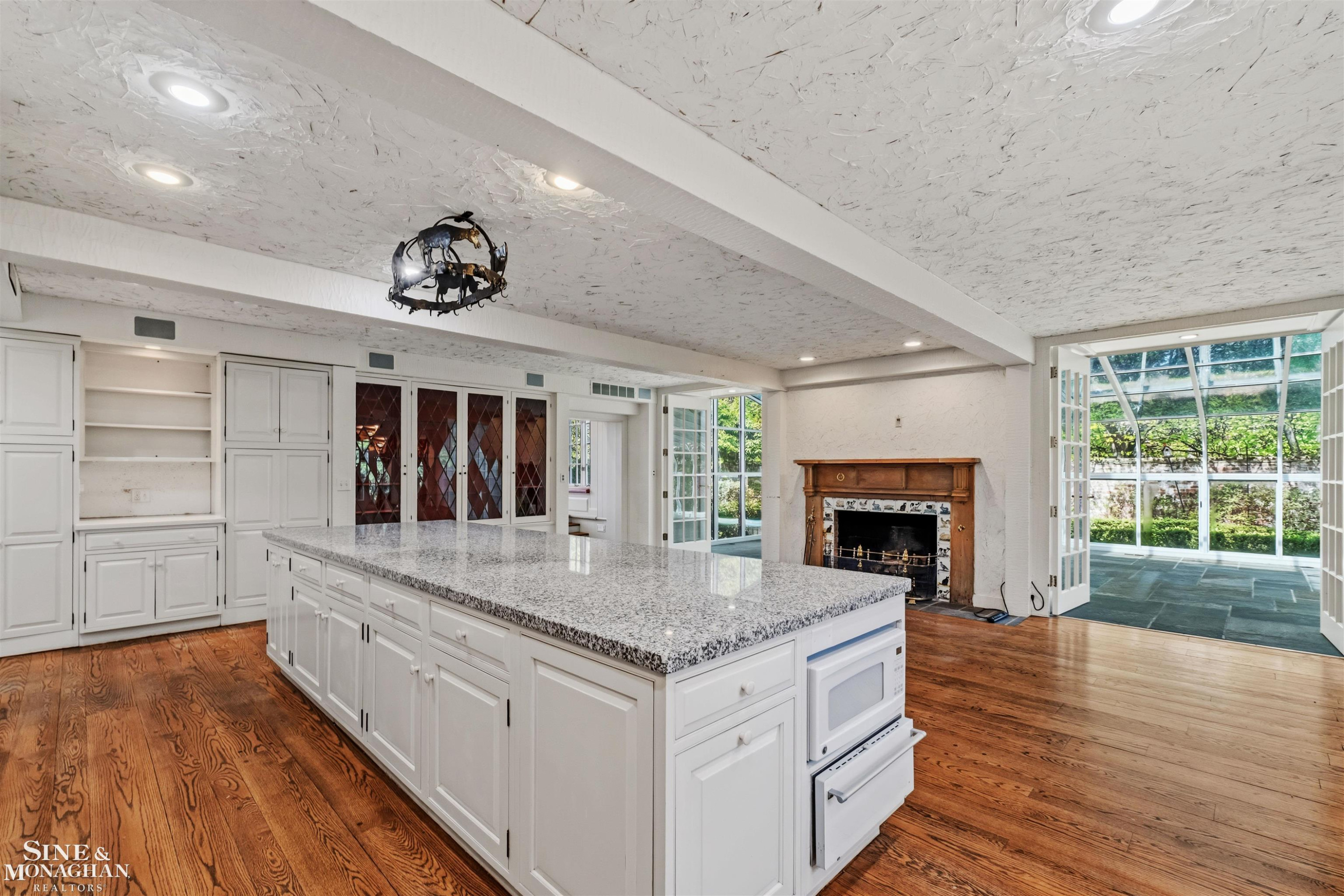 481 Kercheval Avenue, Grosse Pointe Farms, MI 48236 — Photo 71