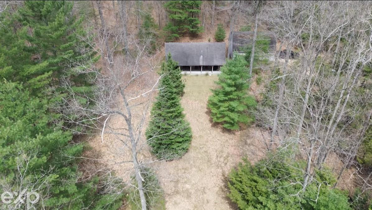 5592 N Bear Lake Trl, Rose City, MI 48654 — Photo 2