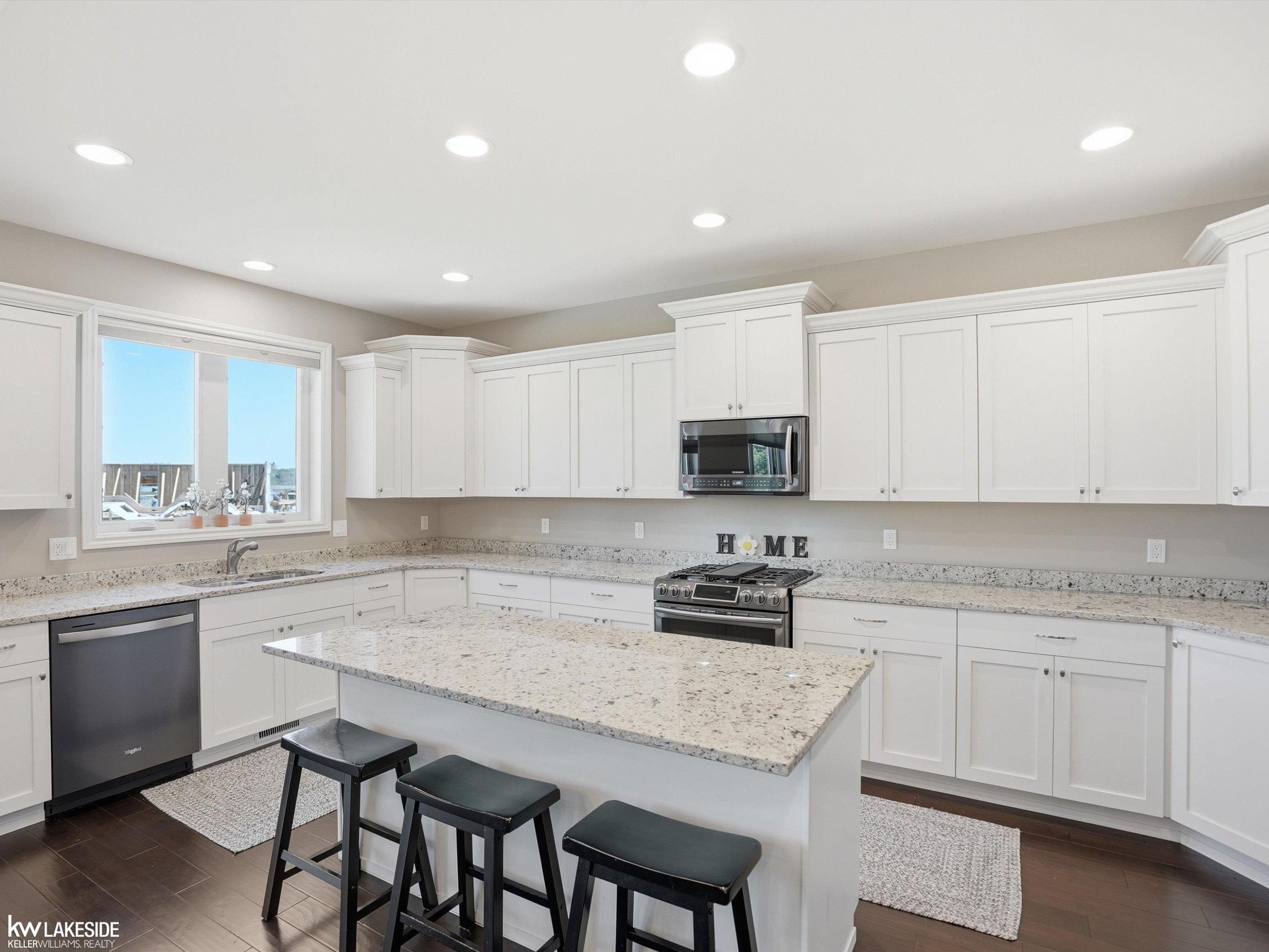 54958 Lawson Creek Drive, Shelby Twp, MI 48316 — Photo 9