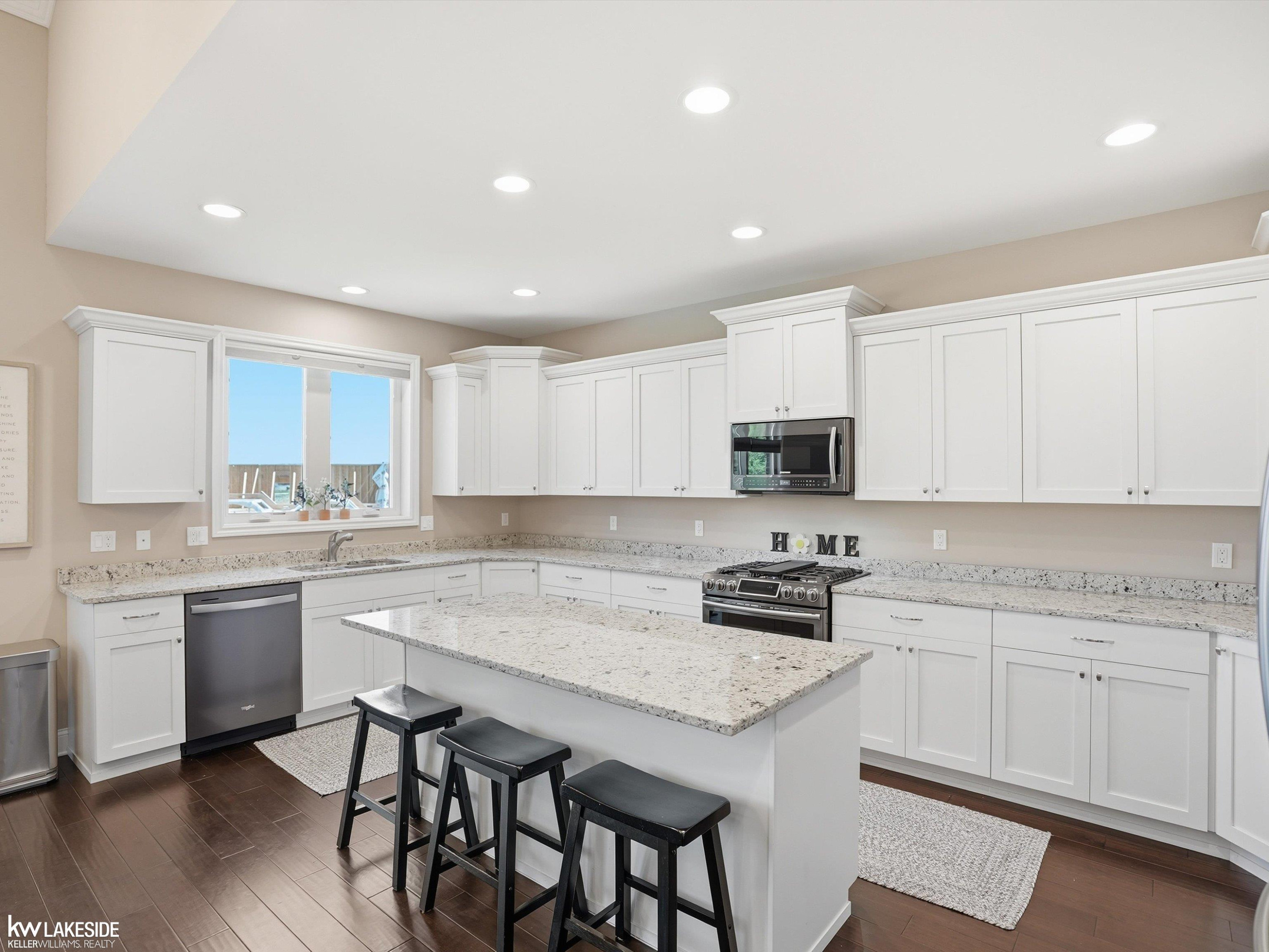54958 Lawson Creek Drive, Shelby Twp, MI 48316 — Photo 12