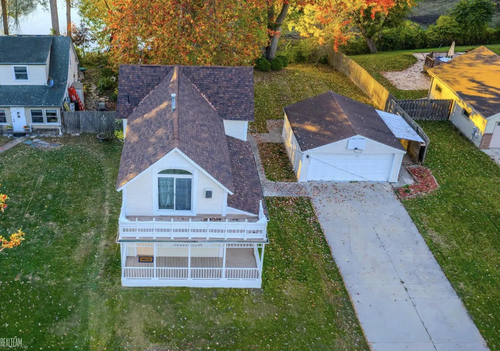 260 Riverside Drive, Mount Clemens, MI 48043 — Photo 2
