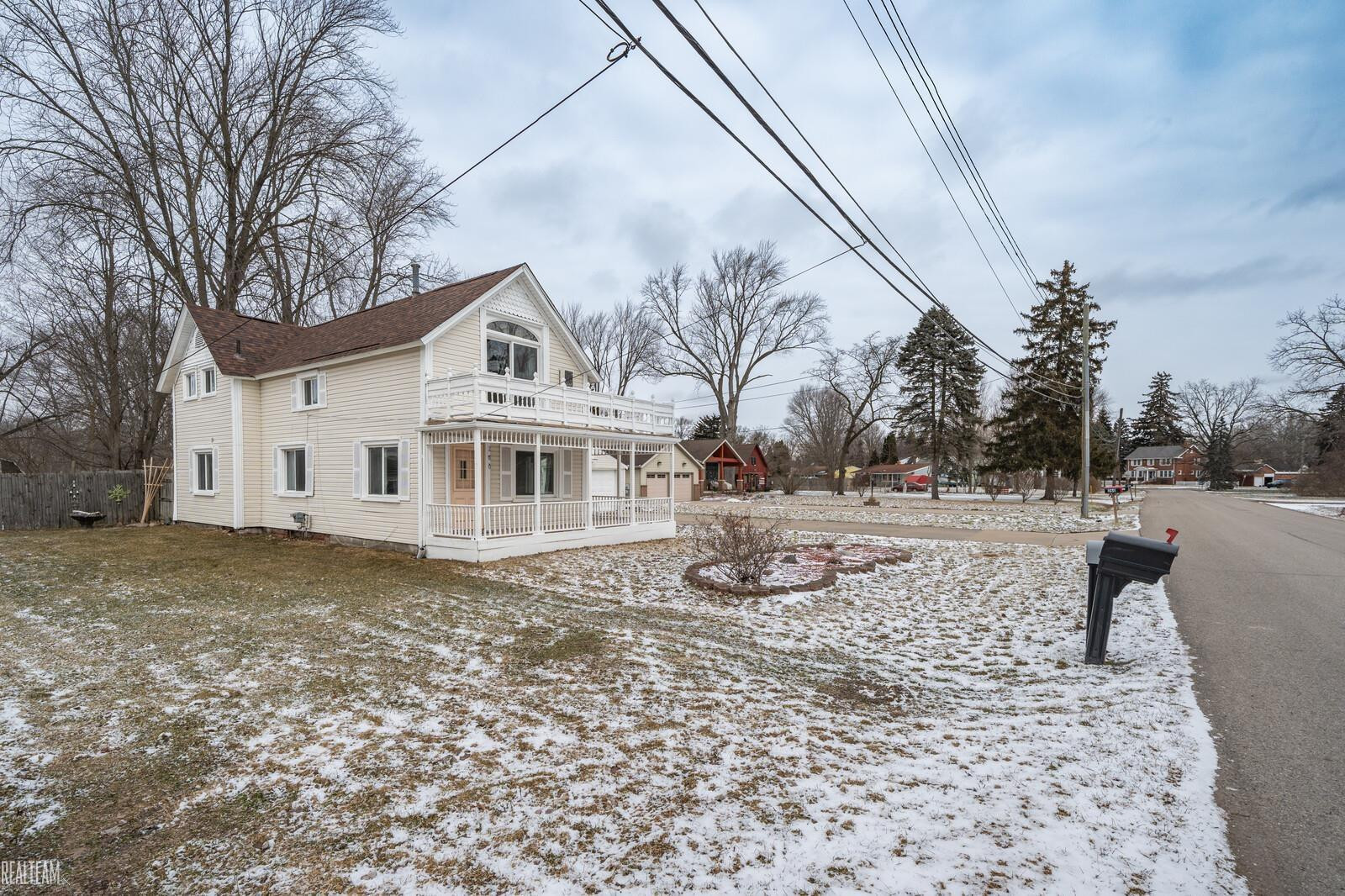 260 Riverside Drive, Mount Clemens, MI 48043 — Photo 5