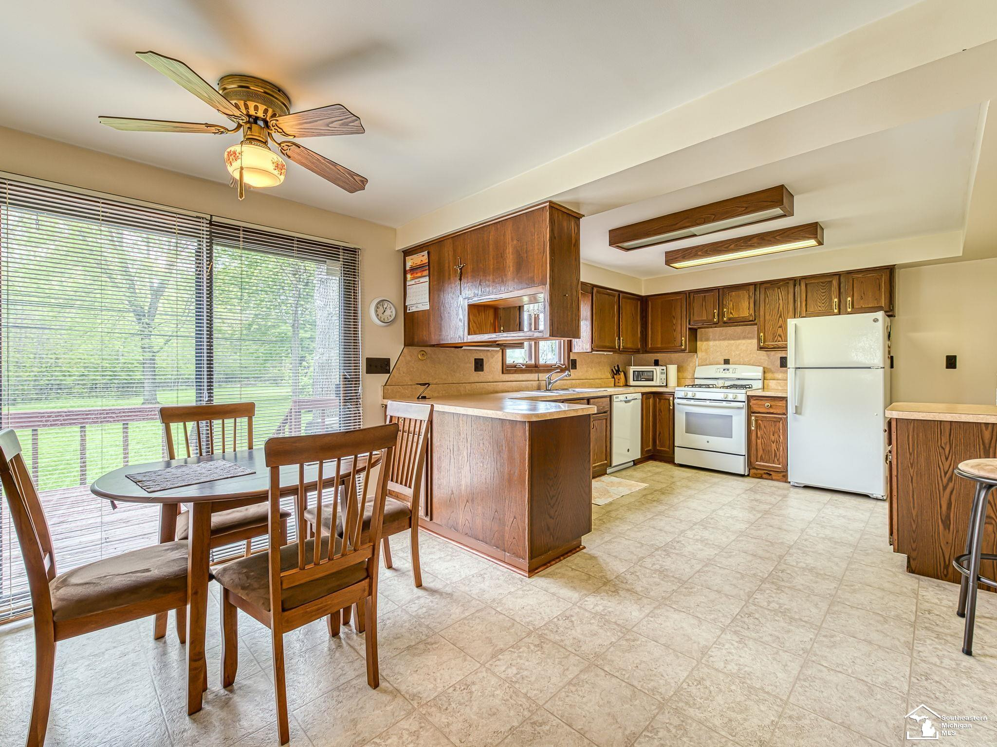 11952 Grafton Road, Carleton, MI 48117 — Photo 22