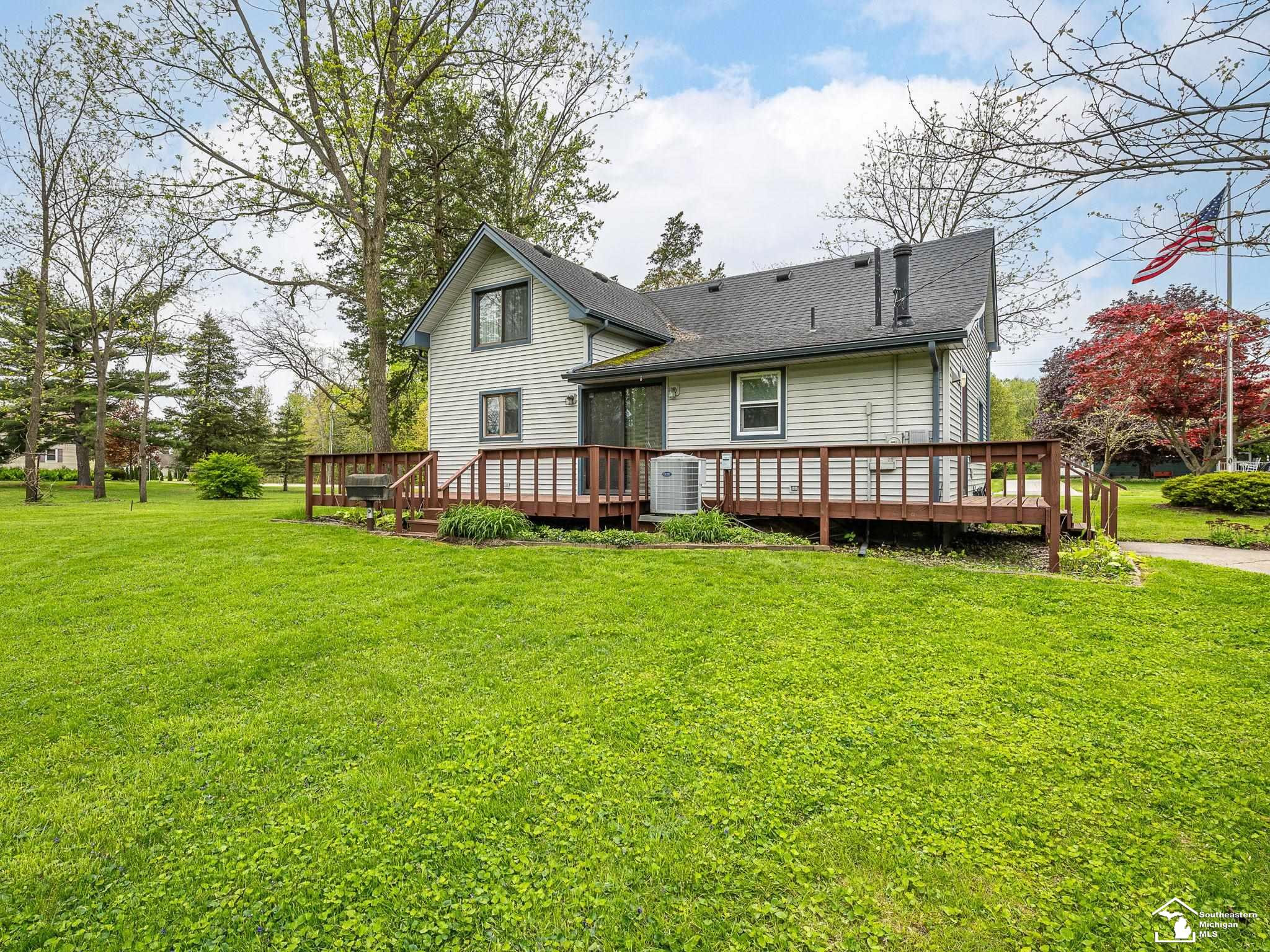 11952 Grafton Road, Carleton, MI 48117 — Photo 32