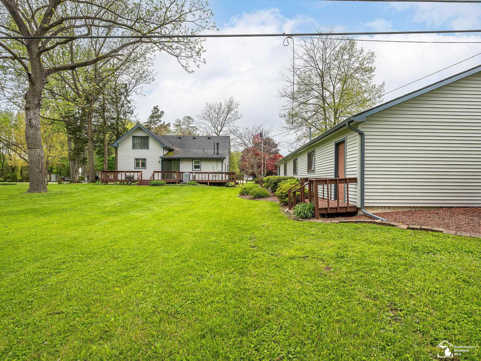 11952 Grafton Road, Carleton, MI 48117 — Photo 33