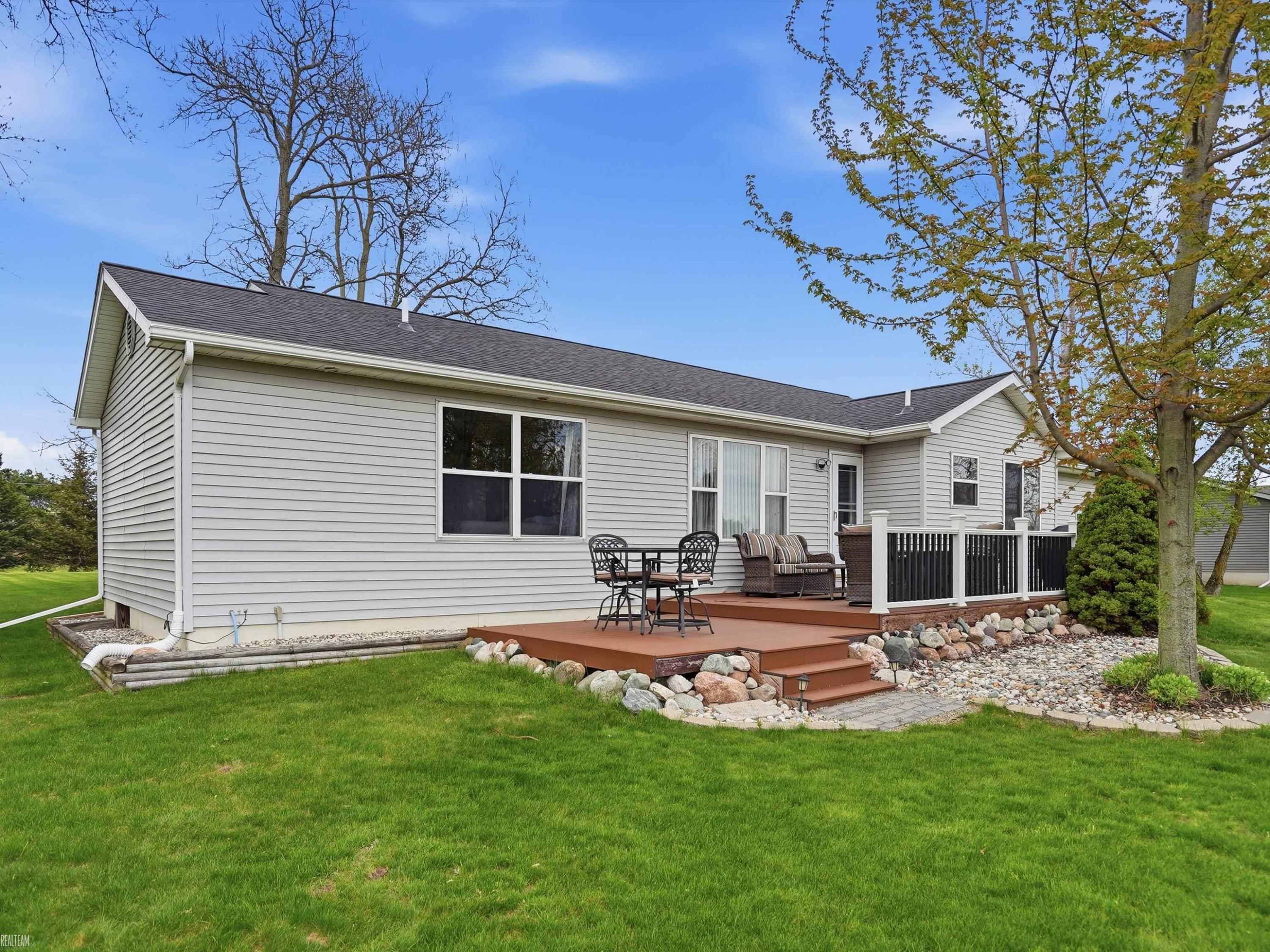 4673 Smiths Creek Road, Kimball, MI — Photo 28