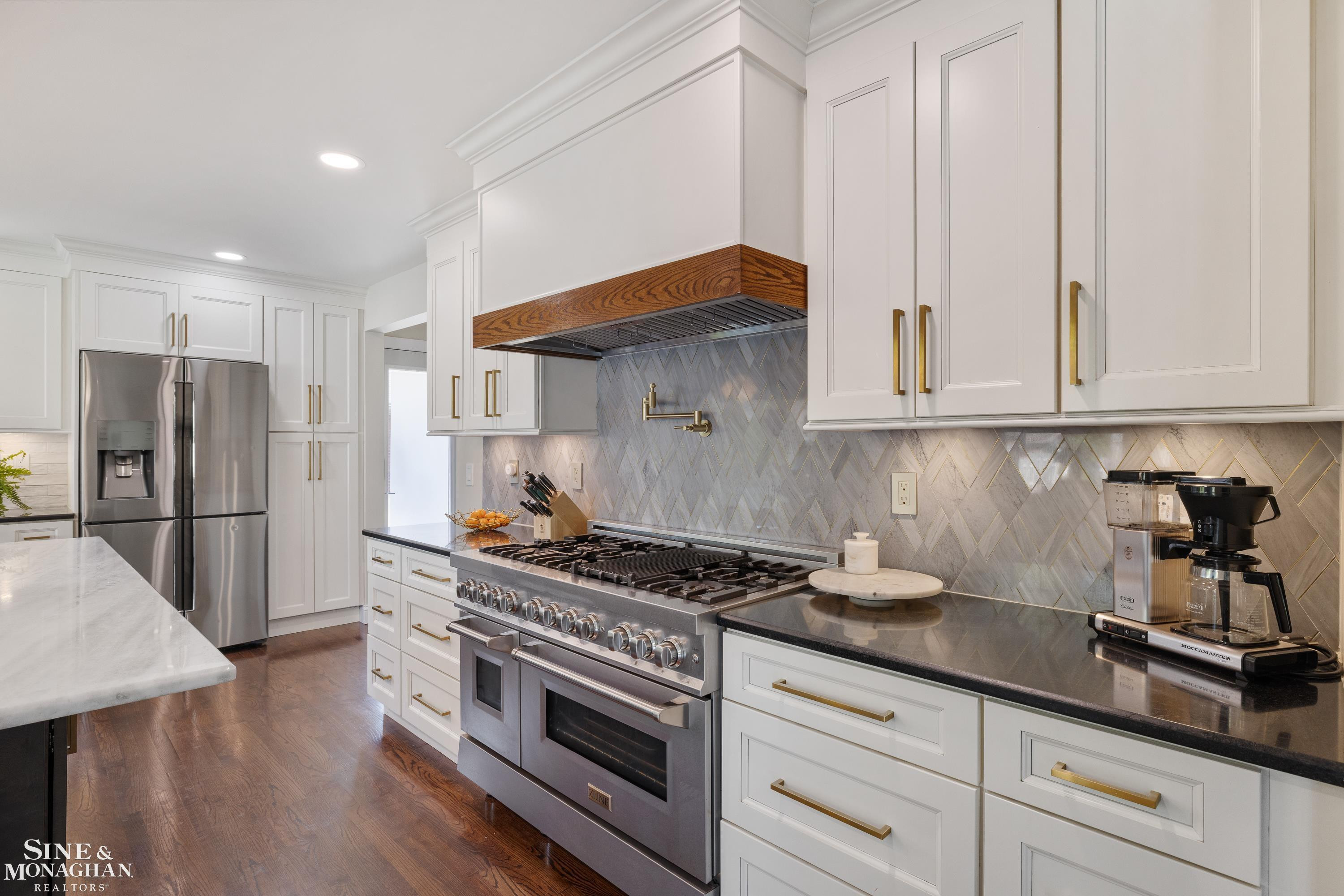 56 Hampton Road, Grosse Pointe Shores, MI 48236 — Photo 14