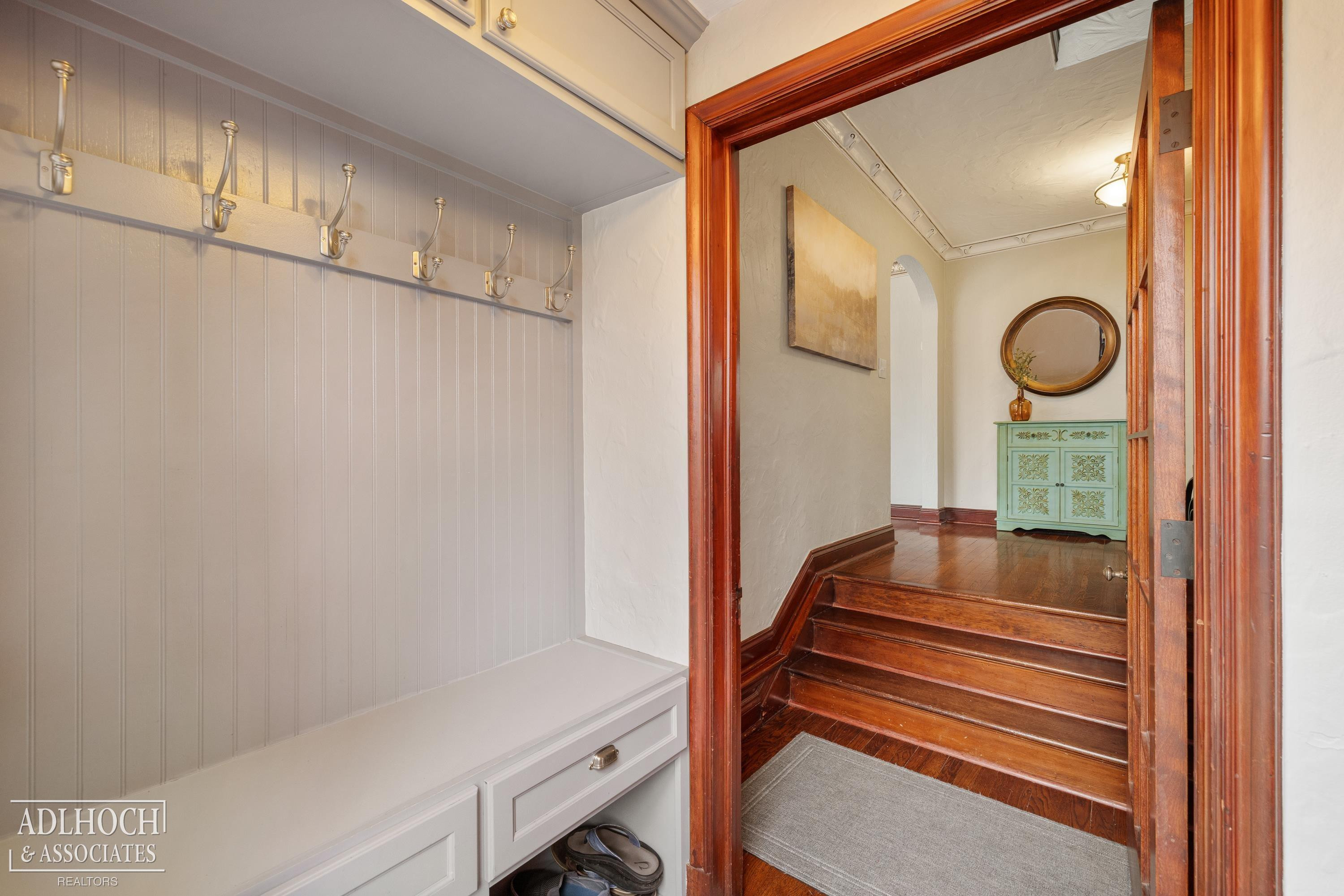 1006 Kensington Avenue, Grosse Pointe Park, MI 48230 — Photo 3