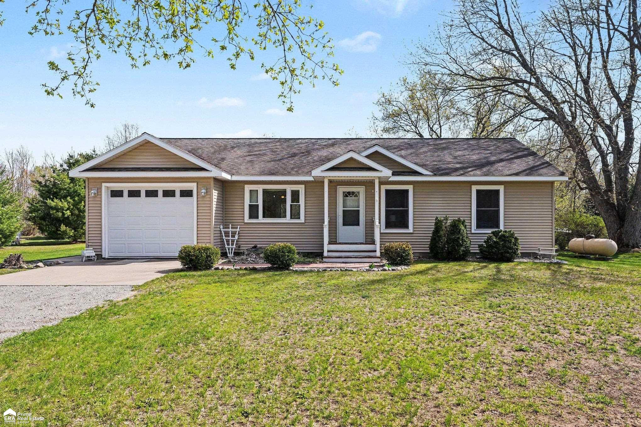 510 E Main Street, Hale, MI 48739 — Photo 2