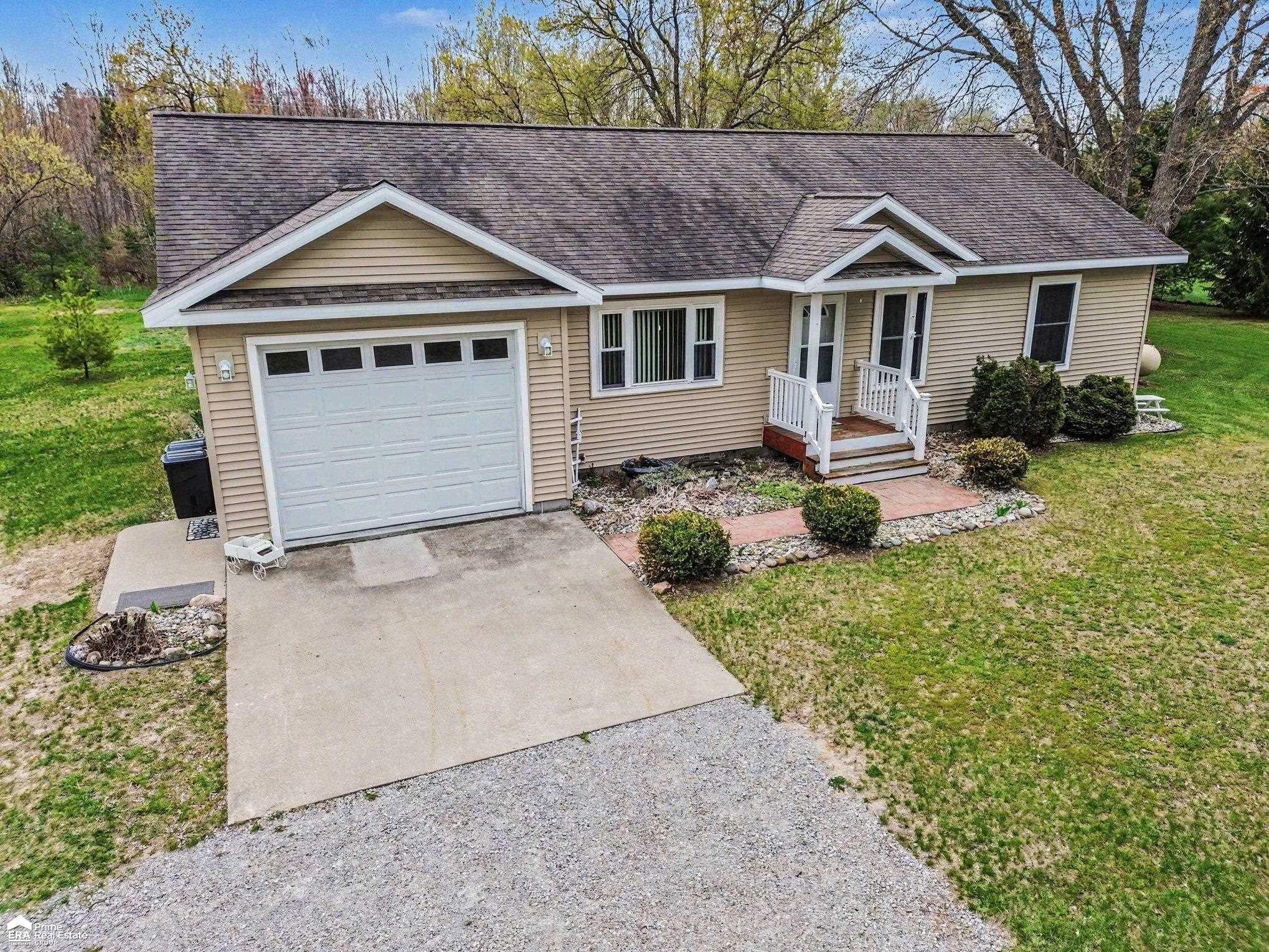 510 E Main Street, Hale, MI 48739 — Photo 24