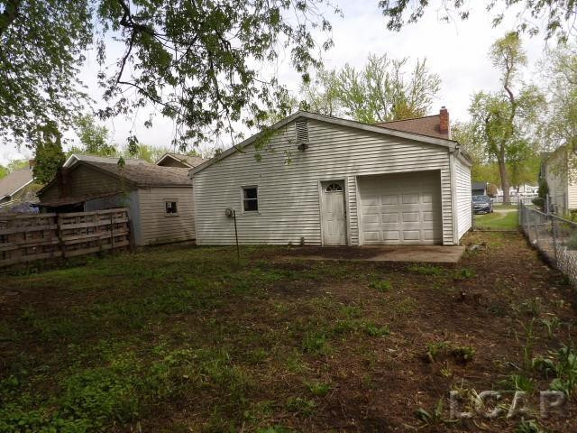 1138 E Hunt Street, Adrian, MI 49221 — Photo 18
