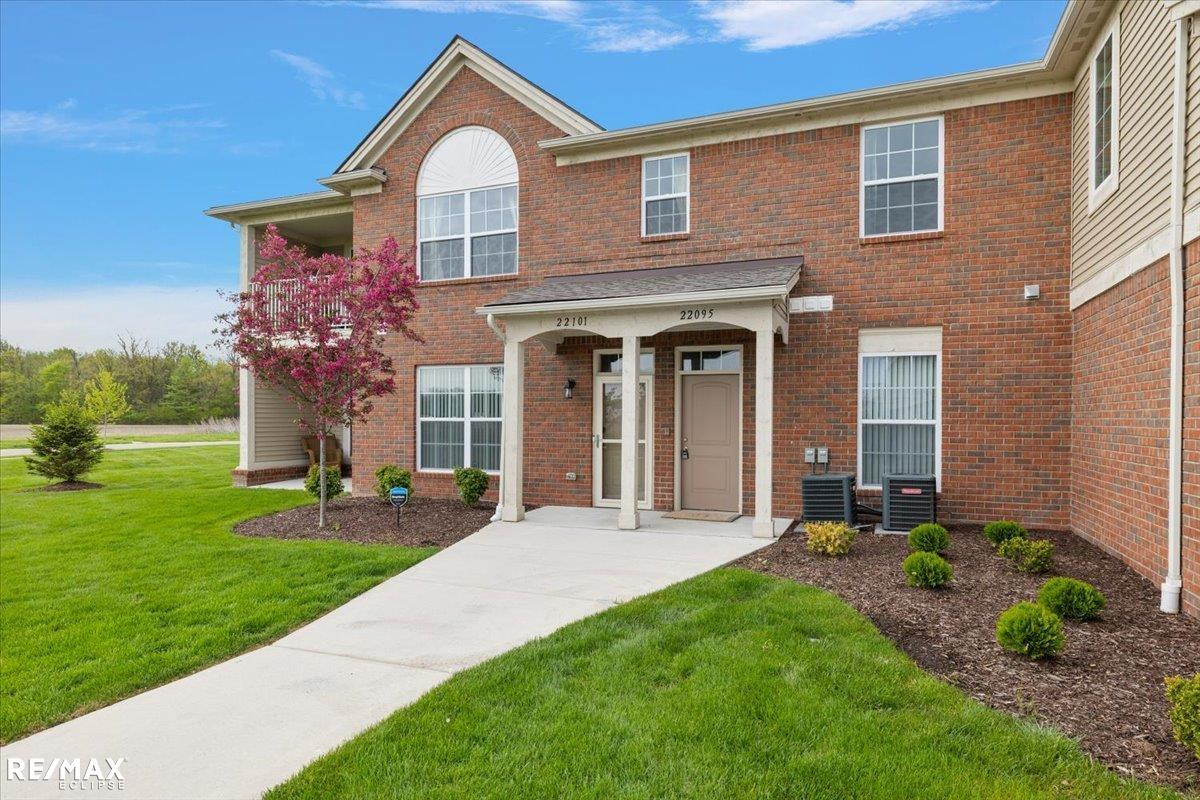 22095 Aberdeen Drive, MI 48042 — Photo 3