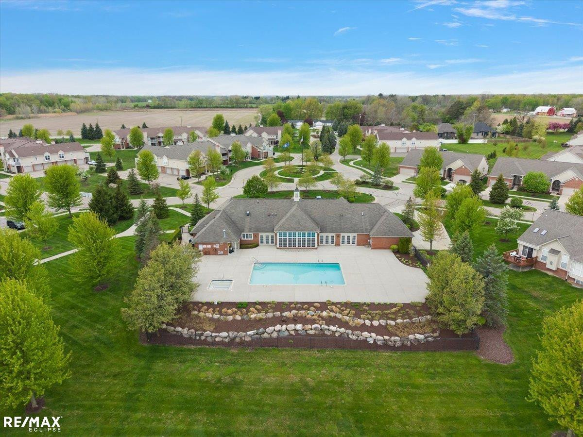 22095 Aberdeen Drive, MI 48042 — Photo 11