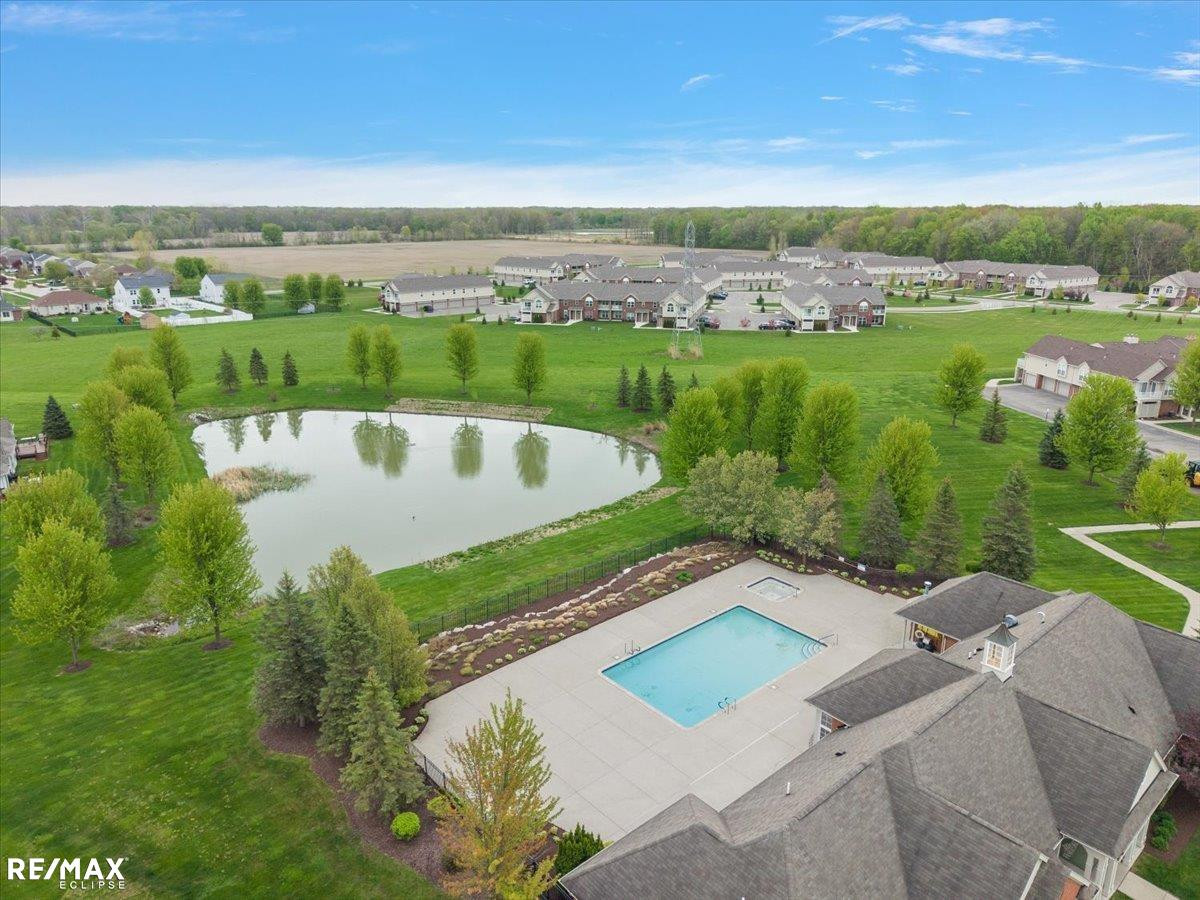 22095 Aberdeen Drive, MI 48042 — Photo 12