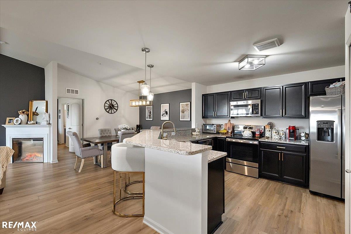 22095 Aberdeen Drive, MI 48042 — Photo 25