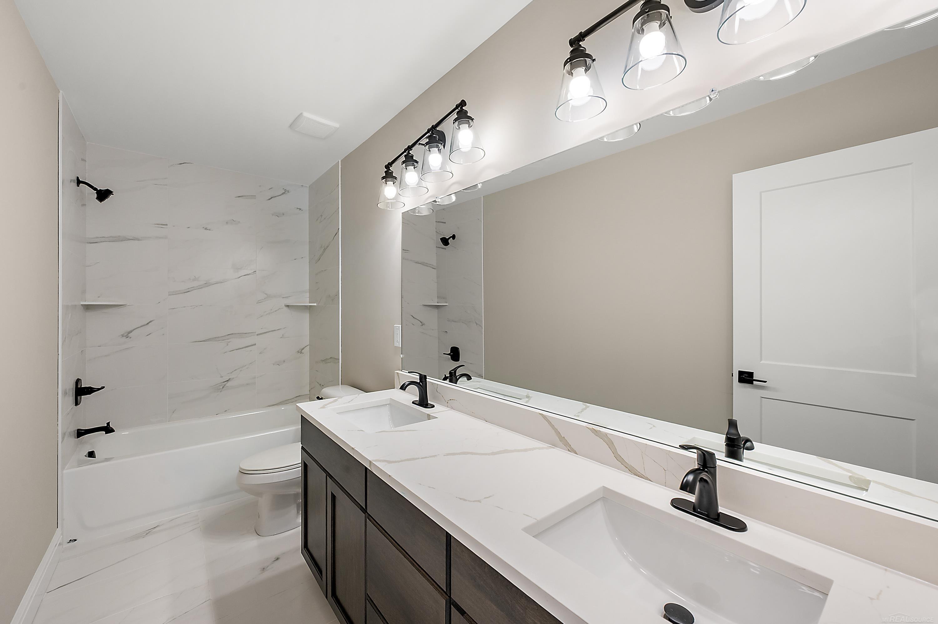 18790 Via Firenze Drive, Macomb, MI 48044 — Photo 34
