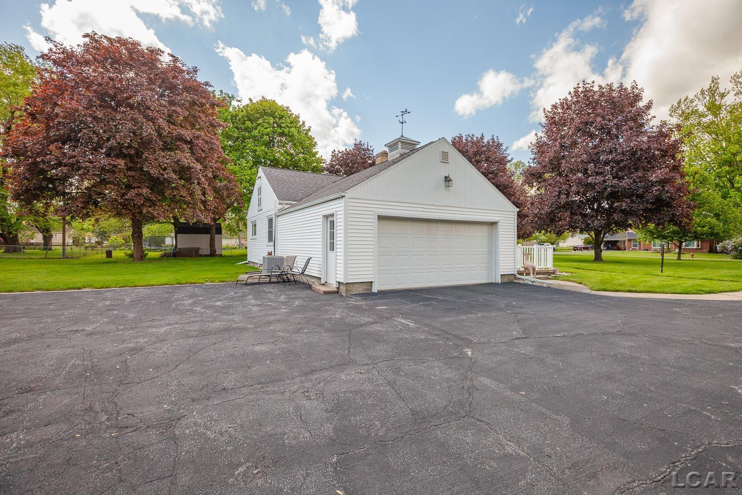 2259 Tayer Road, Adrian, MI 49221 — Photo 47