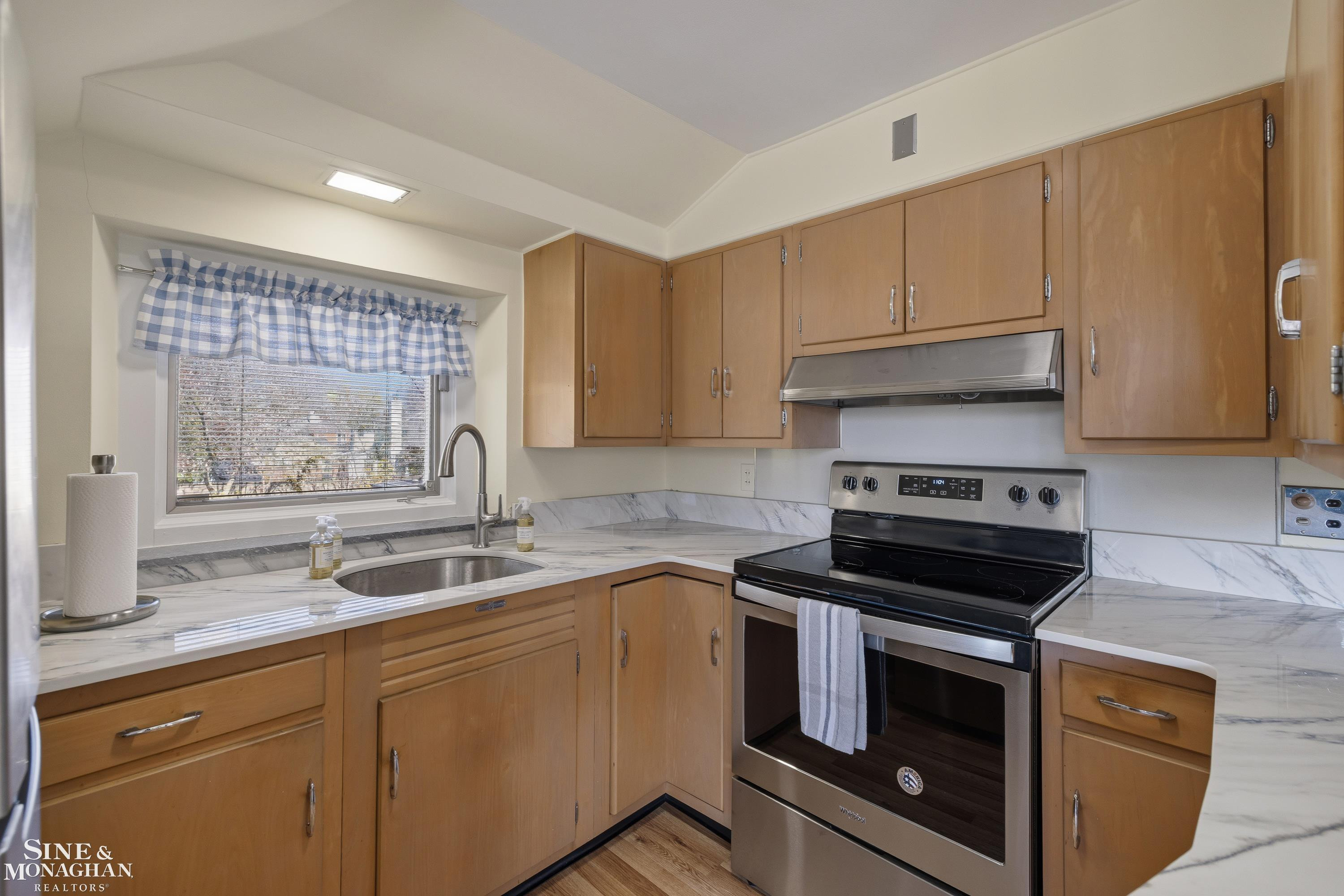 515 Lake Shore Road, Grosse Pointe Shores, MI 48236 — Photo 82
