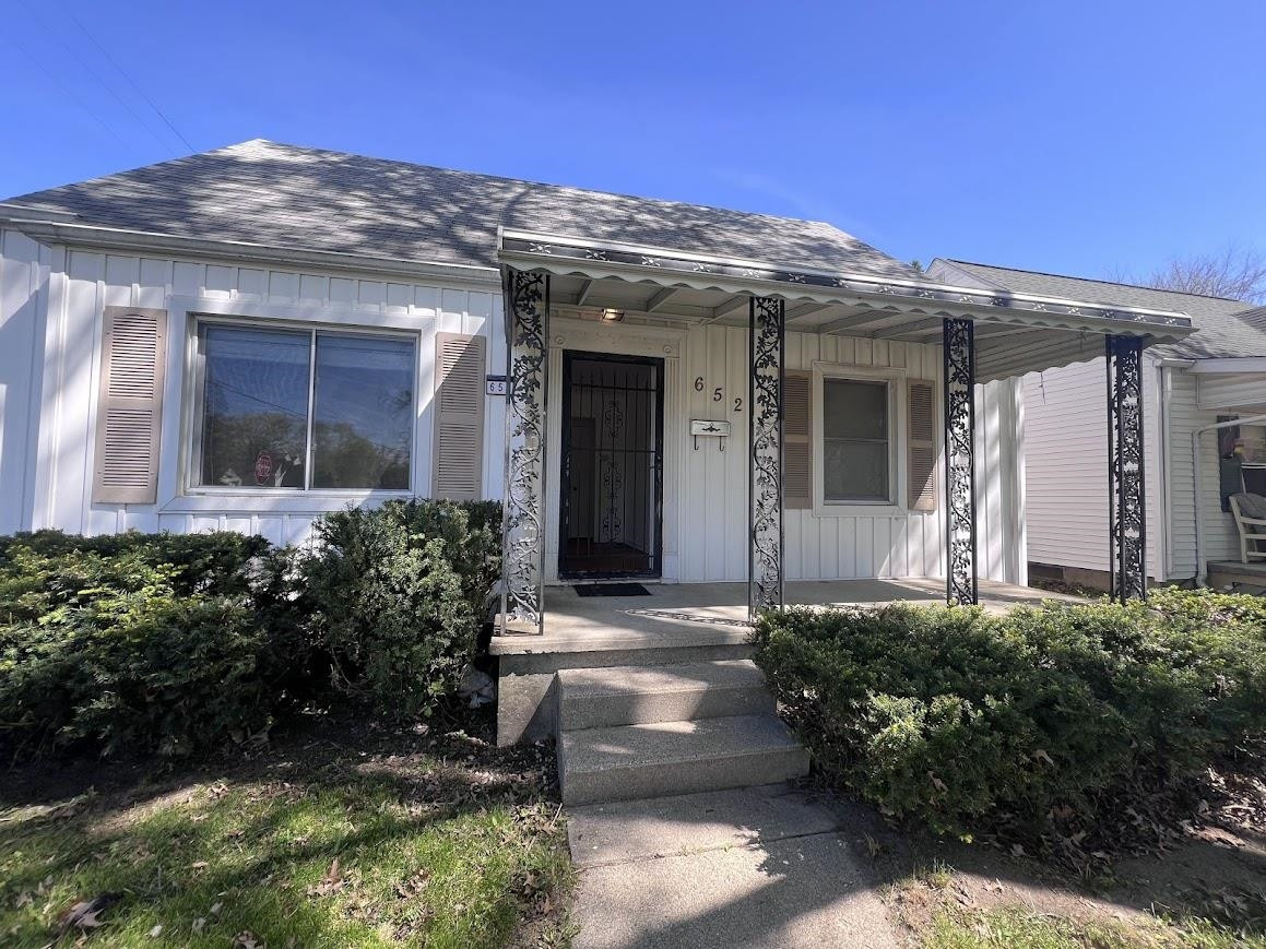 652 Crawford Street, Flint, MI 48507 — Photo 4
