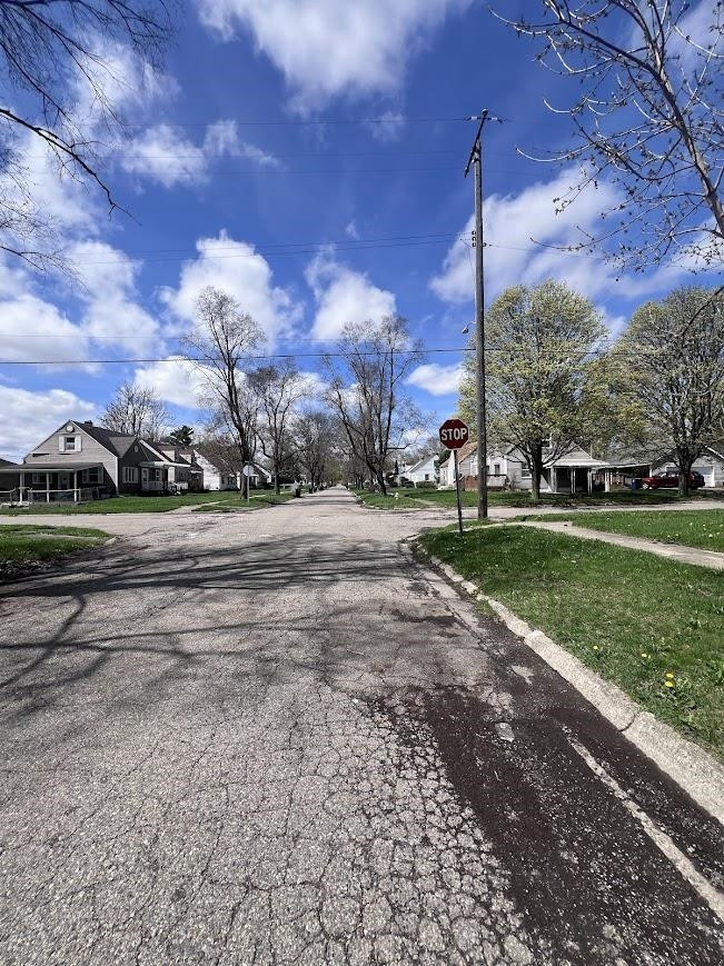 652 Crawford Street, Flint, MI 48507 — Photo 10