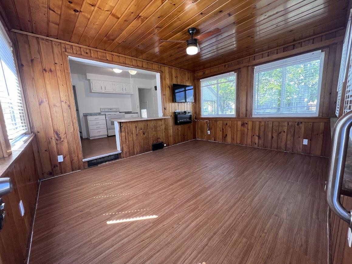 652 Crawford Street, Flint, MI 48507 — Photo 20