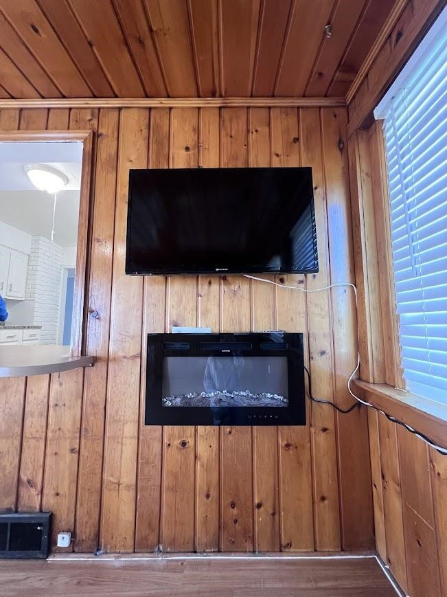 652 Crawford Street, Flint, MI 48507 — Photo 21