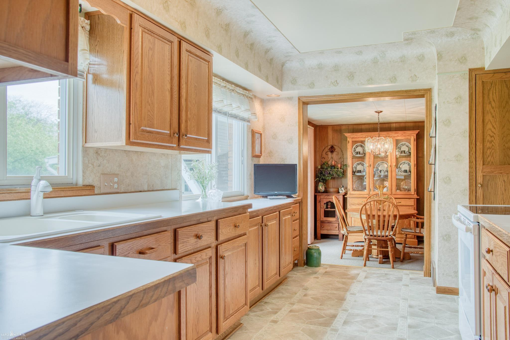 1205 Willow Street, Owosso, MI 48867 — Photo 4