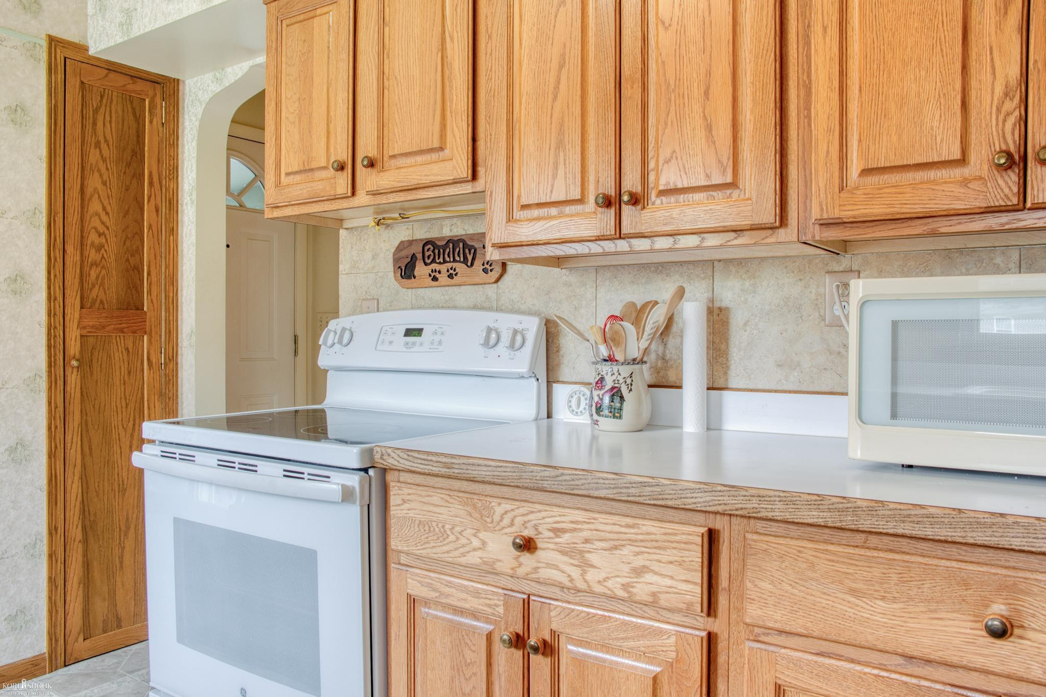 1205 Willow Street, Owosso, MI 48867 — Photo 6