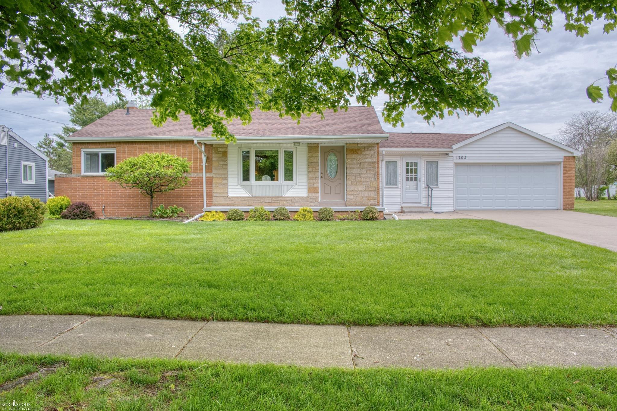 1205 Willow Street, Owosso, MI 48867 — Photo 38