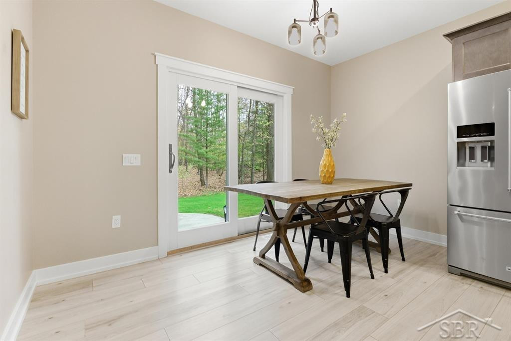 921 S Crooked Tree Lane, Midland, MI 48640 — Photo 12