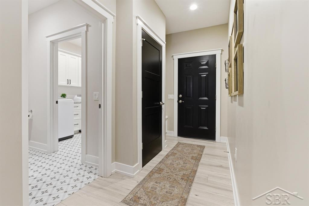921 S Crooked Tree Lane, Midland, MI 48640 — Photo 13