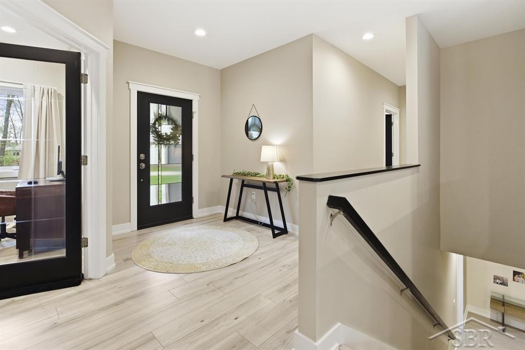 921 S Crooked Tree Lane, Midland, MI 48640 — Photo 16