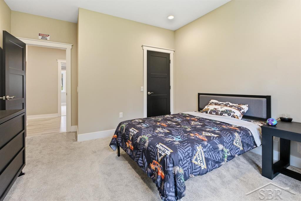 921 S Crooked Tree Lane, Midland, MI 48640 — Photo 28