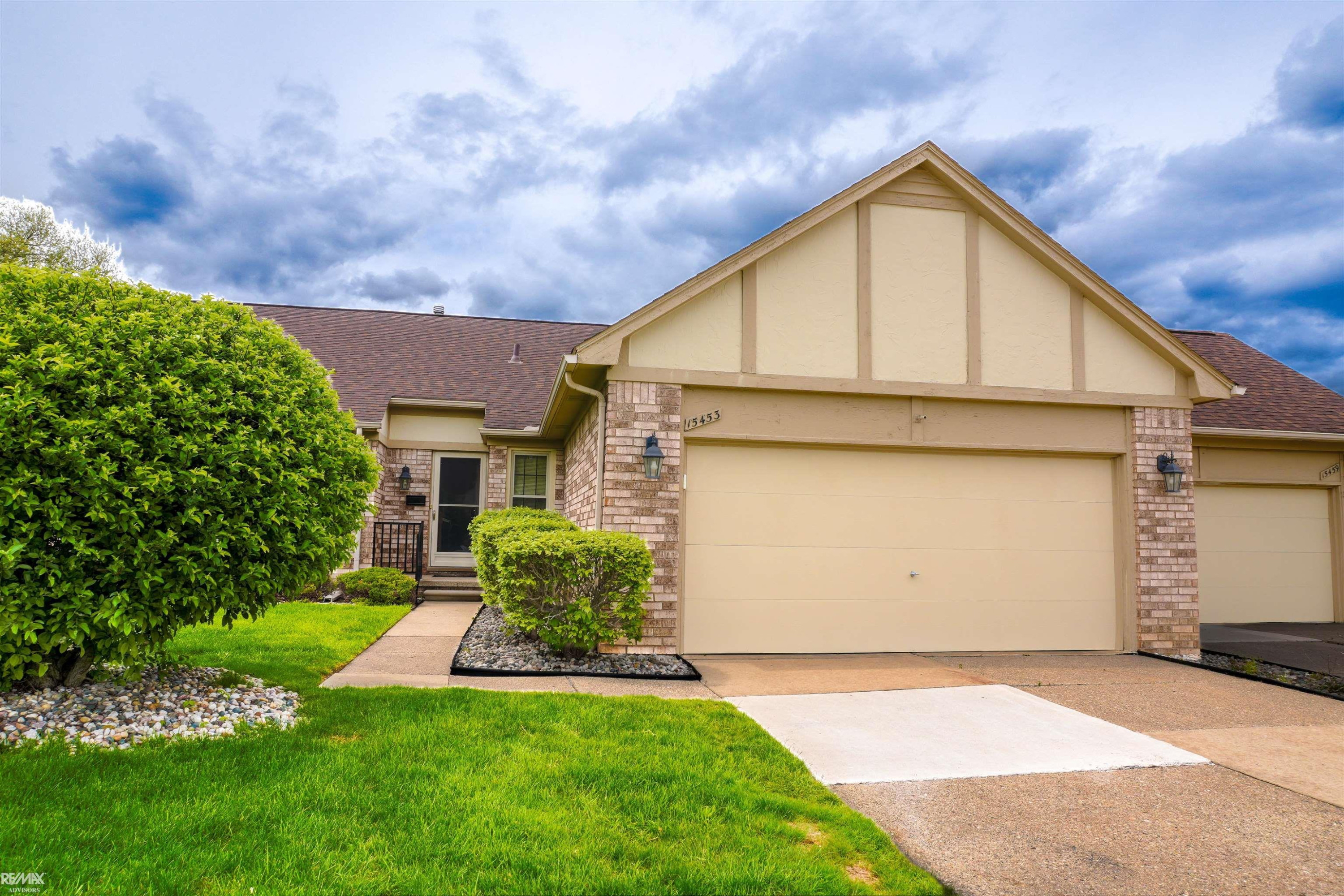 15453 Heather Ridge Trail, Clinton Twp, MI 48038 — Photo 2
