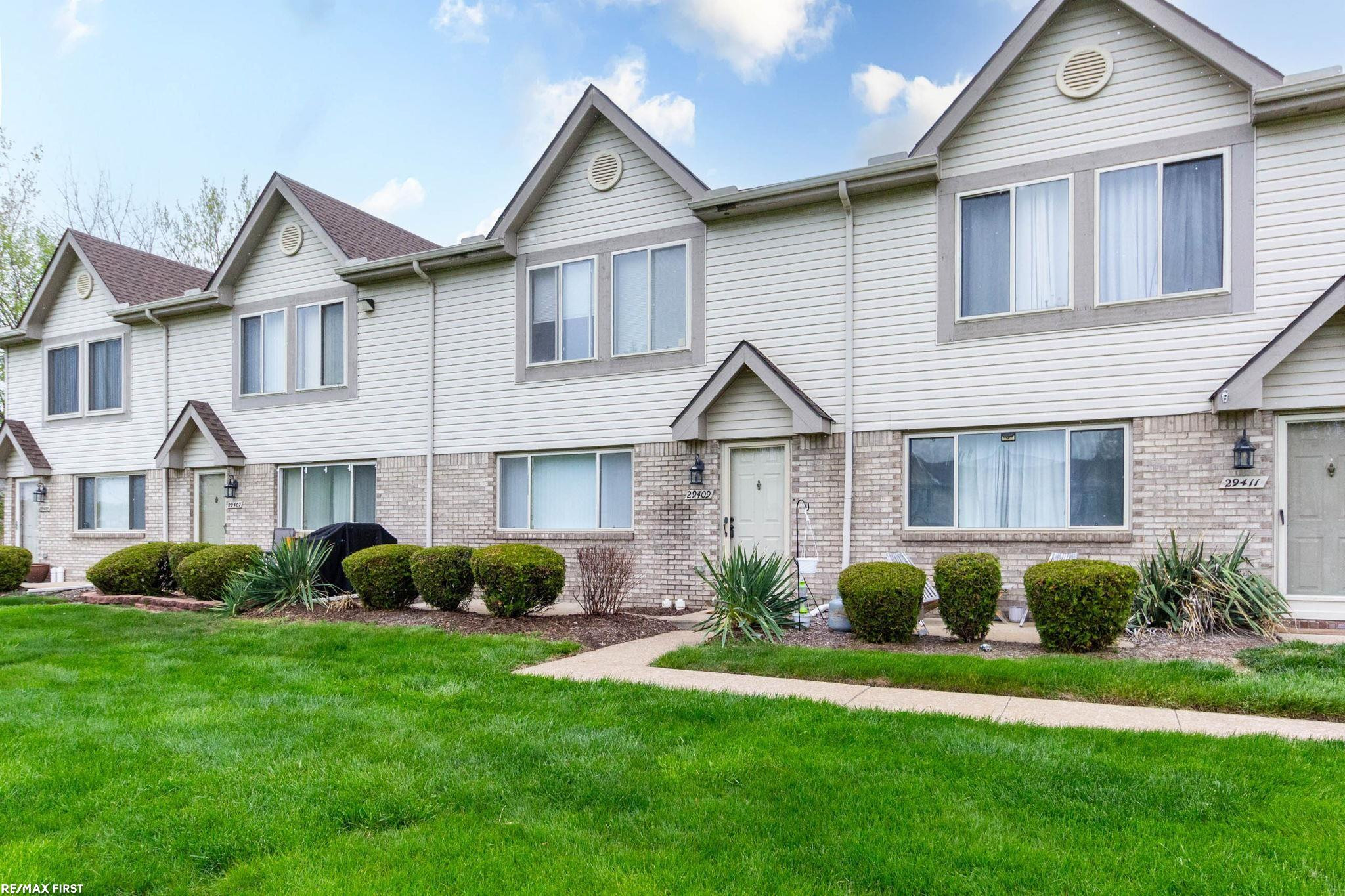 29409 Maurice Court, Chesterfield, MI 48047 — Photo 2