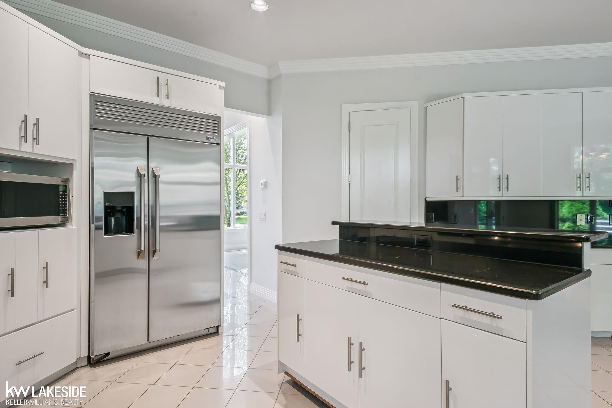 55766 Apple Lane, Shelby Twp, MI 48316 — Photo 13