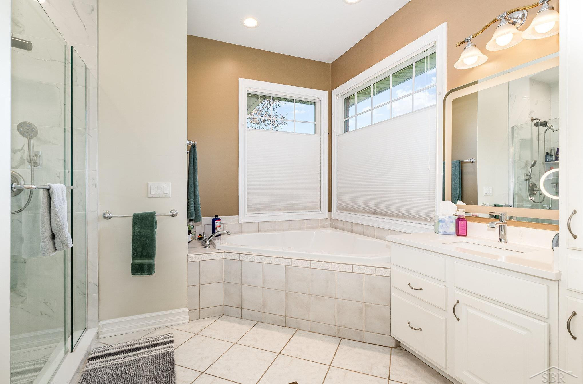 4270 Pebble Creek Court, Saginaw, MI 48603 — Photo 20