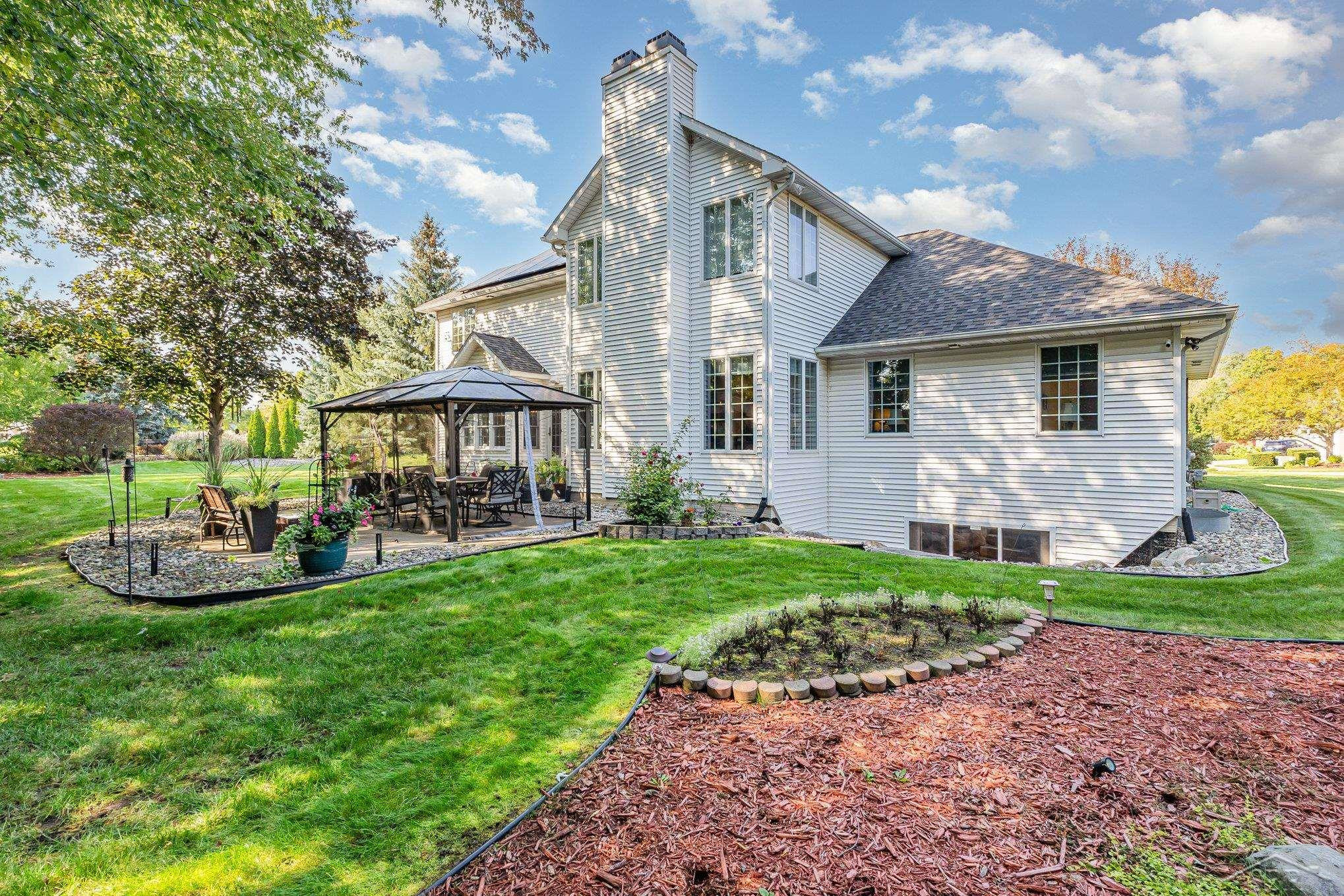 4270 Pebble Creek Court, Saginaw, MI 48603 — Photo 38