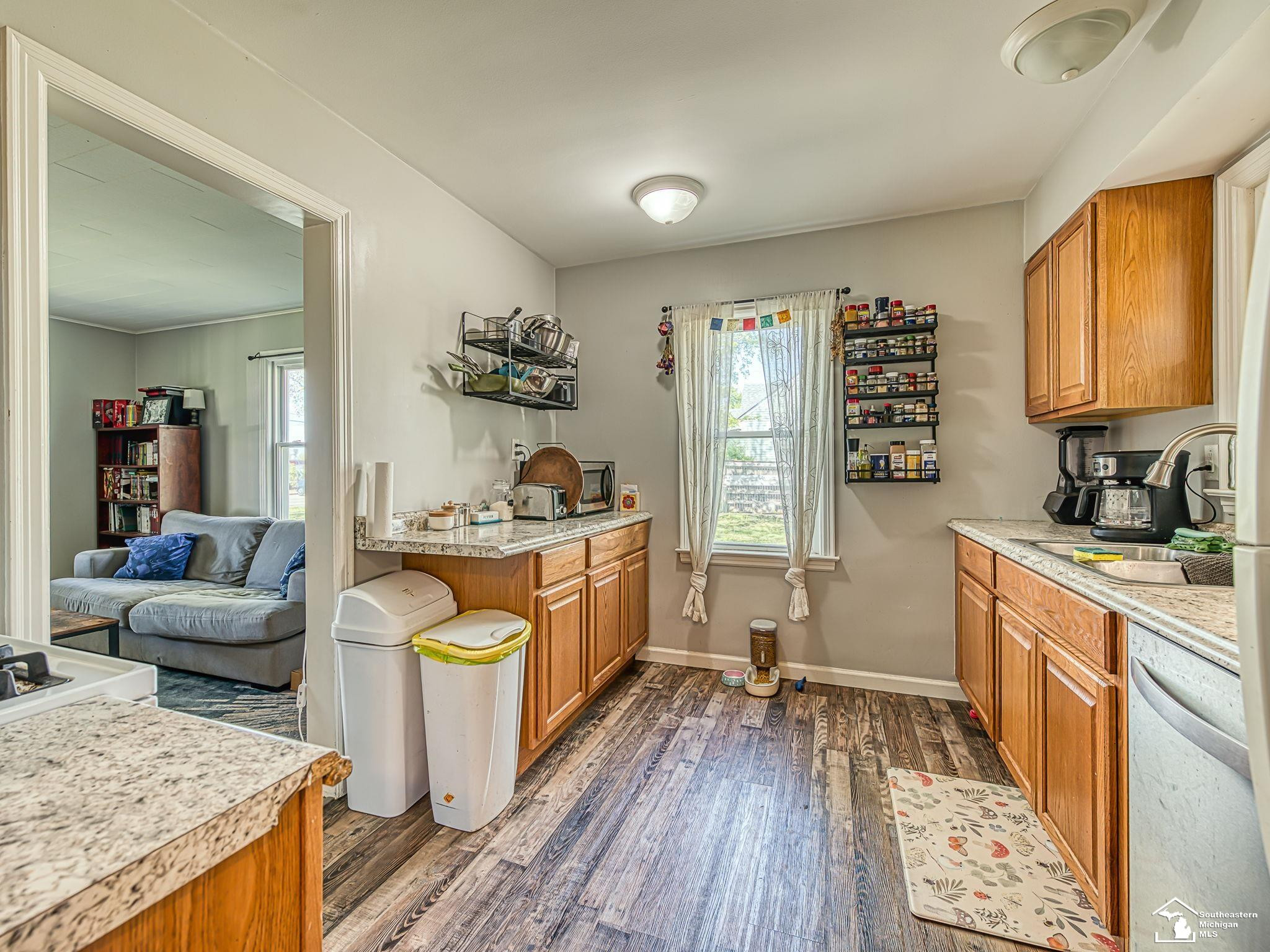 903 W Russell Road, Tecumseh, MI 49286 — Photo 3
